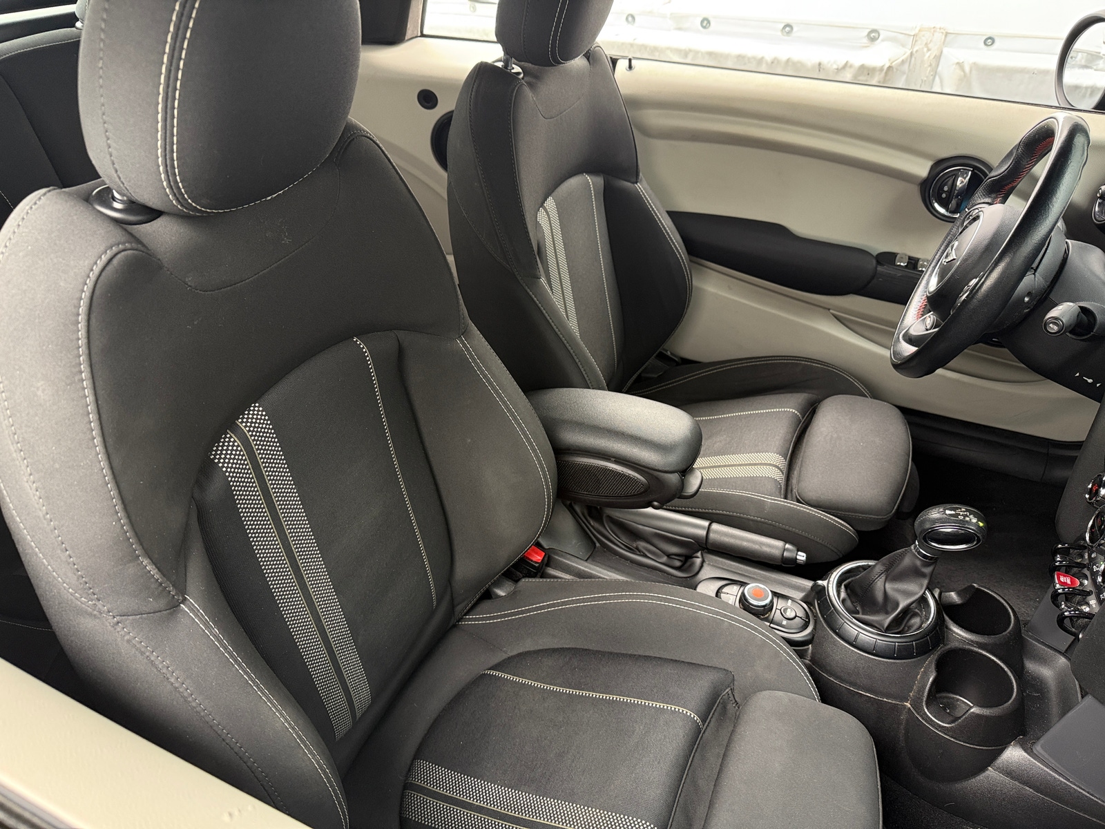 Thumbnail: 2016 MINI Cooper Convertible - 2