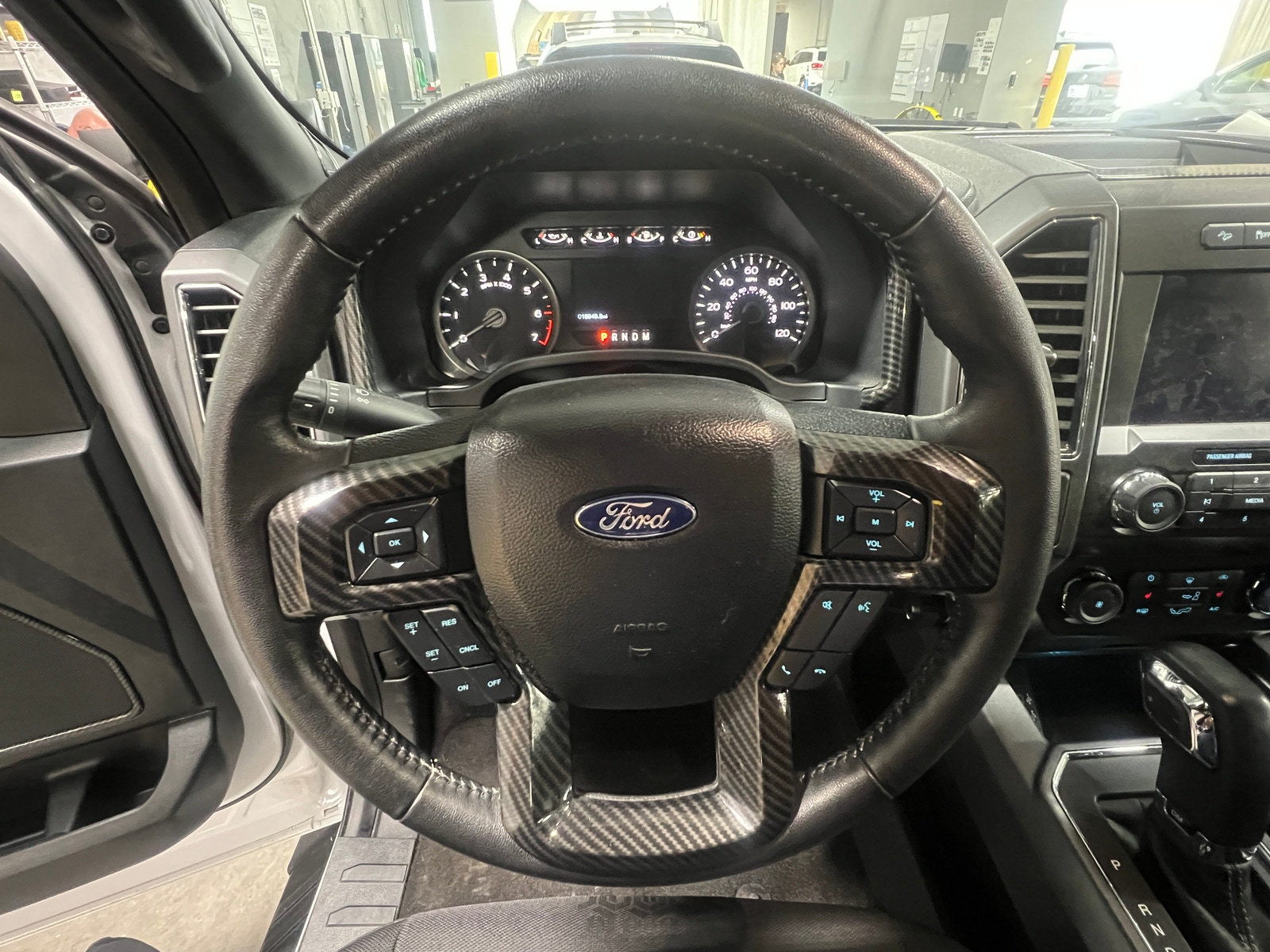 Thumbnail: 2020 Ford Econoline - 5