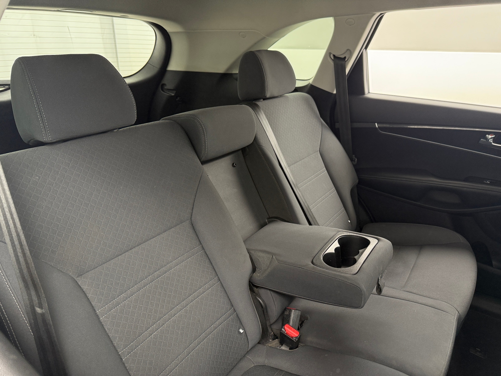 Thumbnail: 2017 Kia Sorento - 6