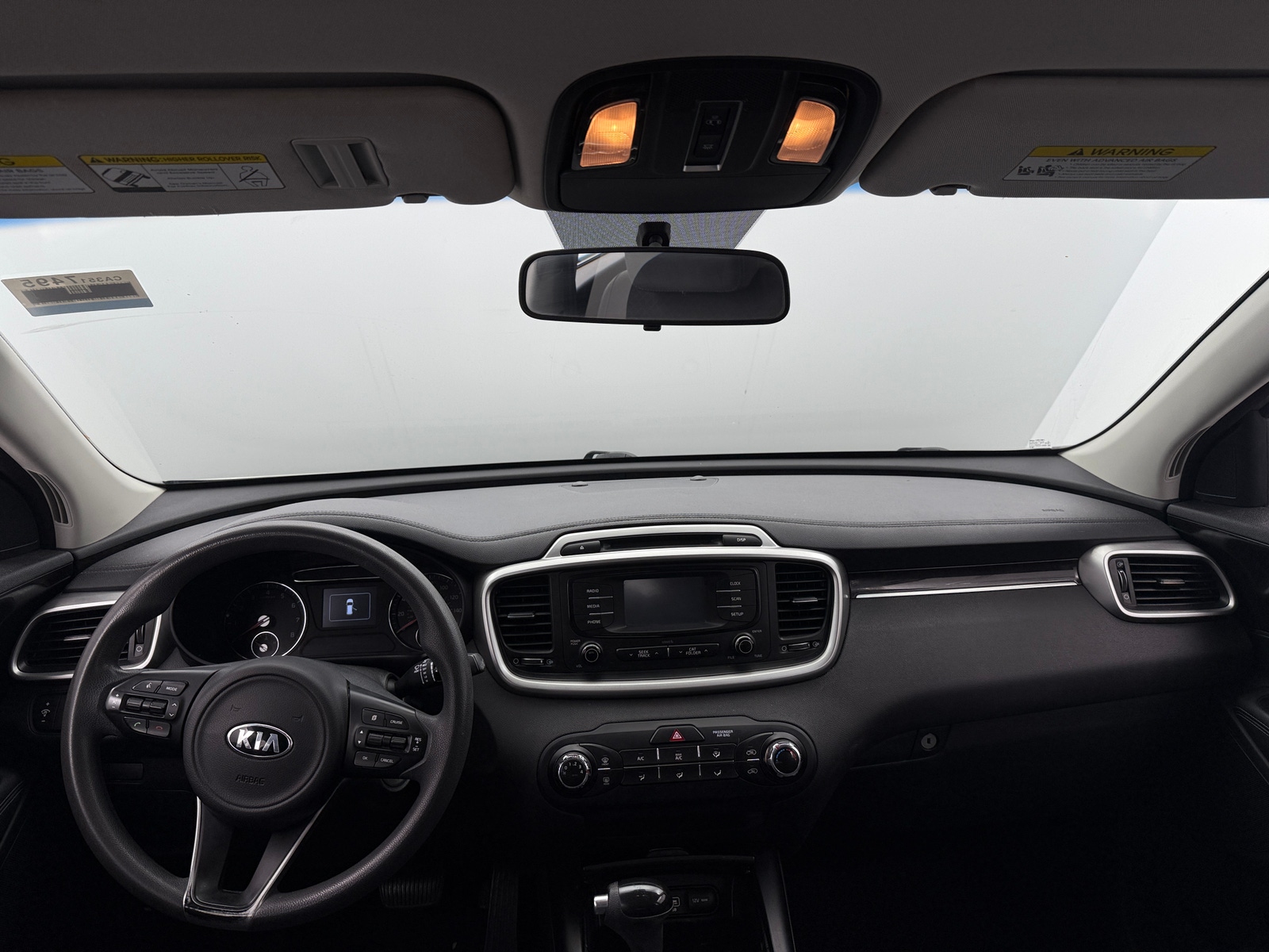 Thumbnail: 2017 Kia Sorento - 3