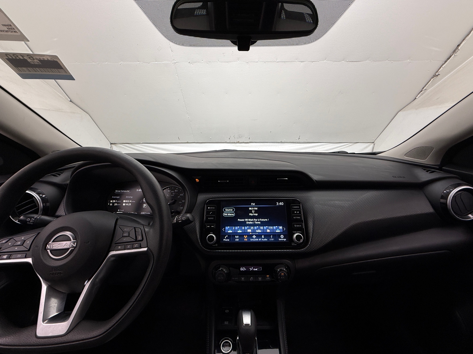 Thumbnail: 2022 Nissan Kicks - 3