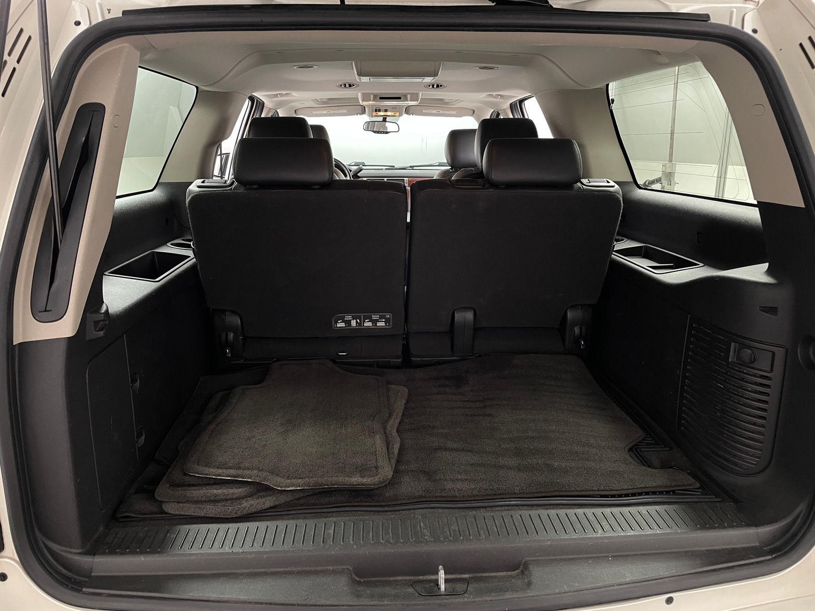 Thumbnail: 2012 Chevrolet Suburban - 6