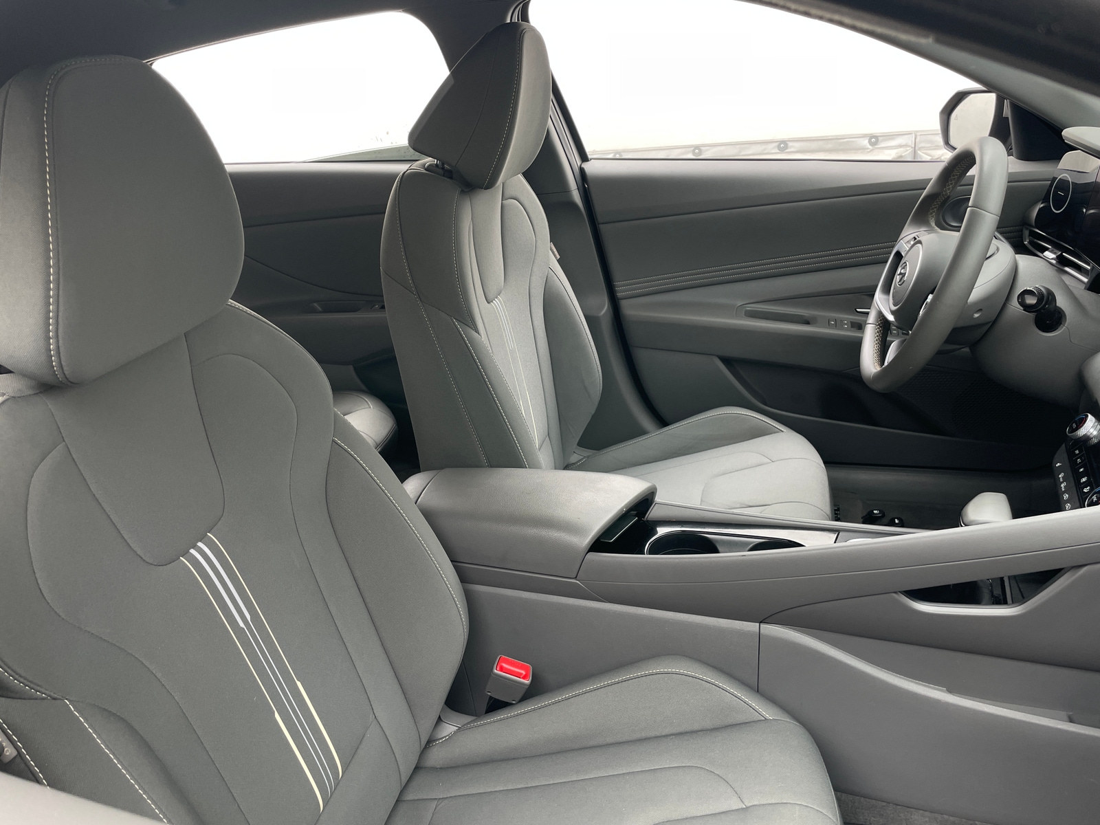 Thumbnail: 2023 Hyundai Elantra - 2