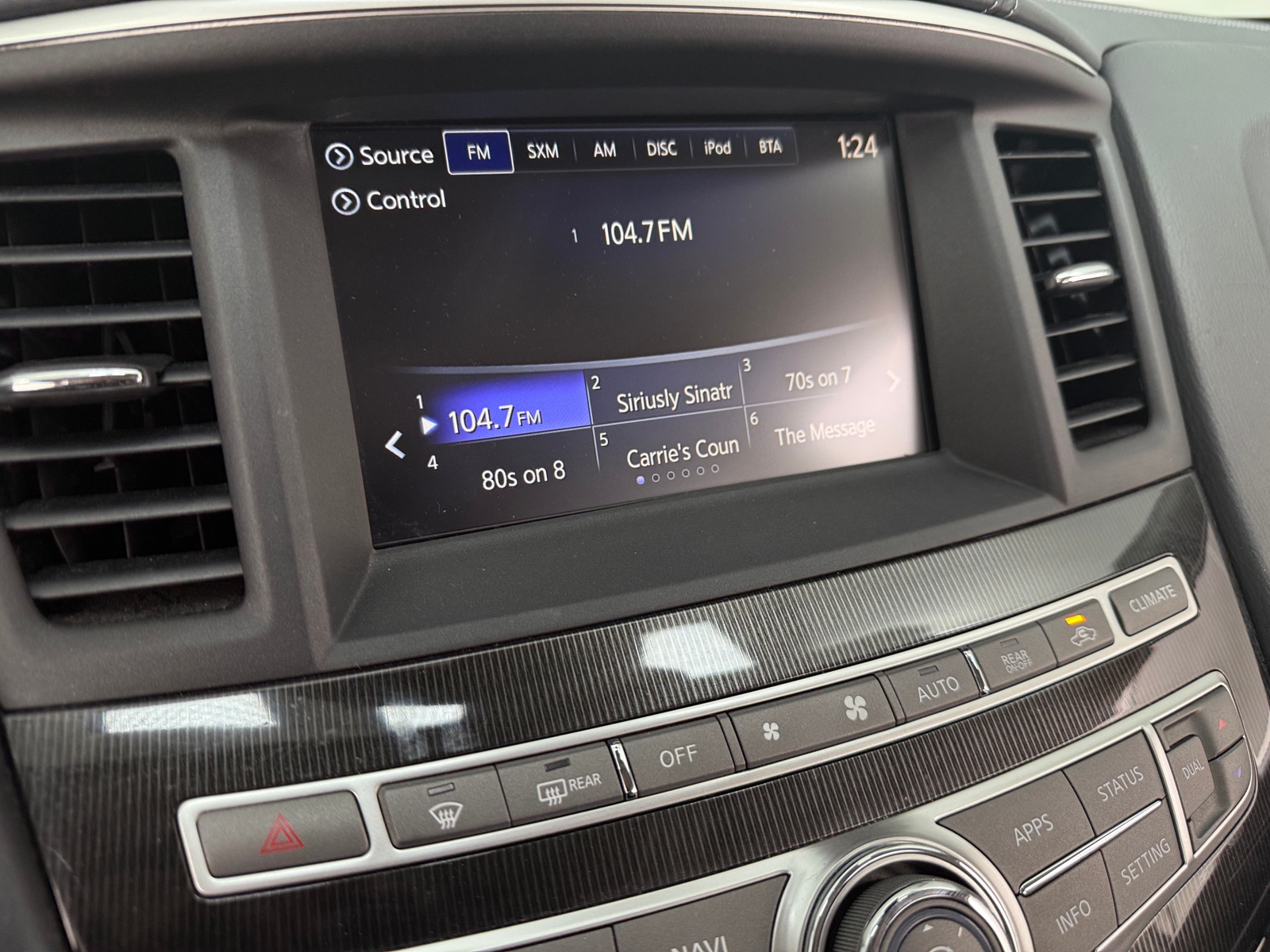 Thumbnail: 2017 INFINITI QX60 - 3