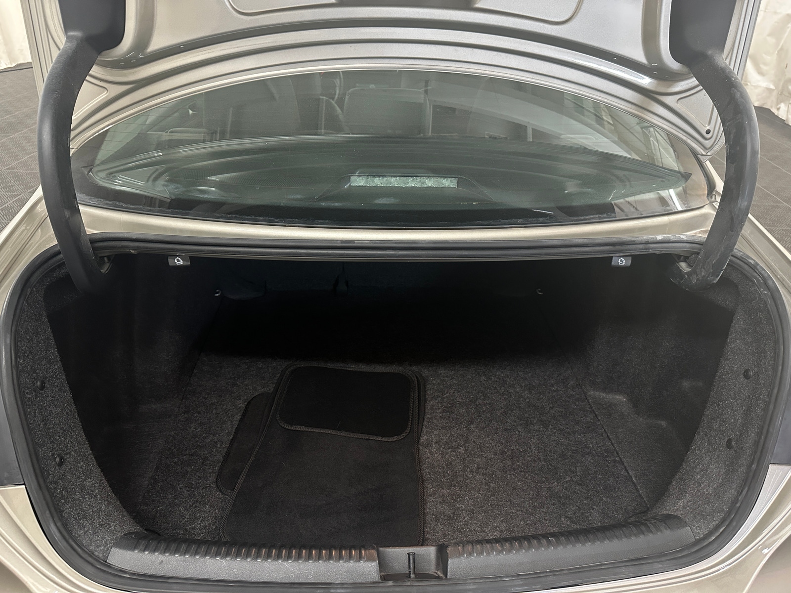 Thumbnail: 2014 Volkswagen Jetta - 6