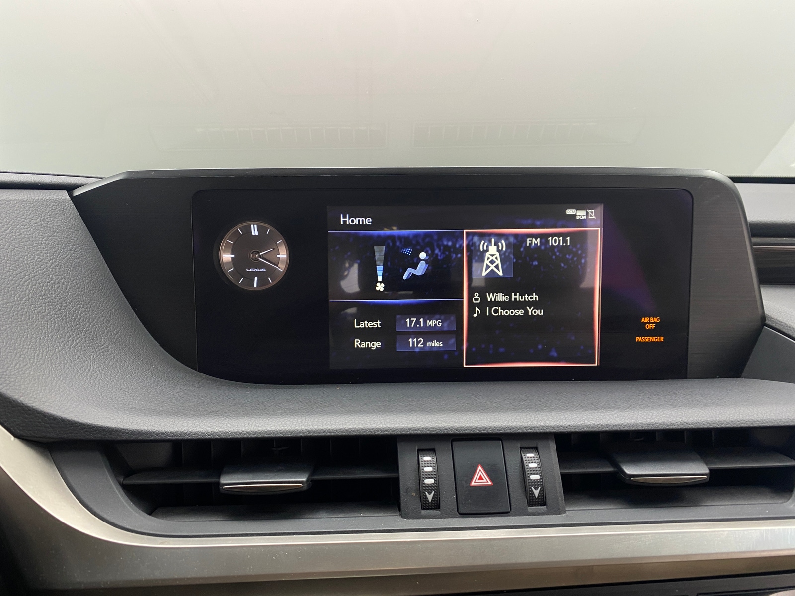 Thumbnail: 2019 Lexus ES - 3