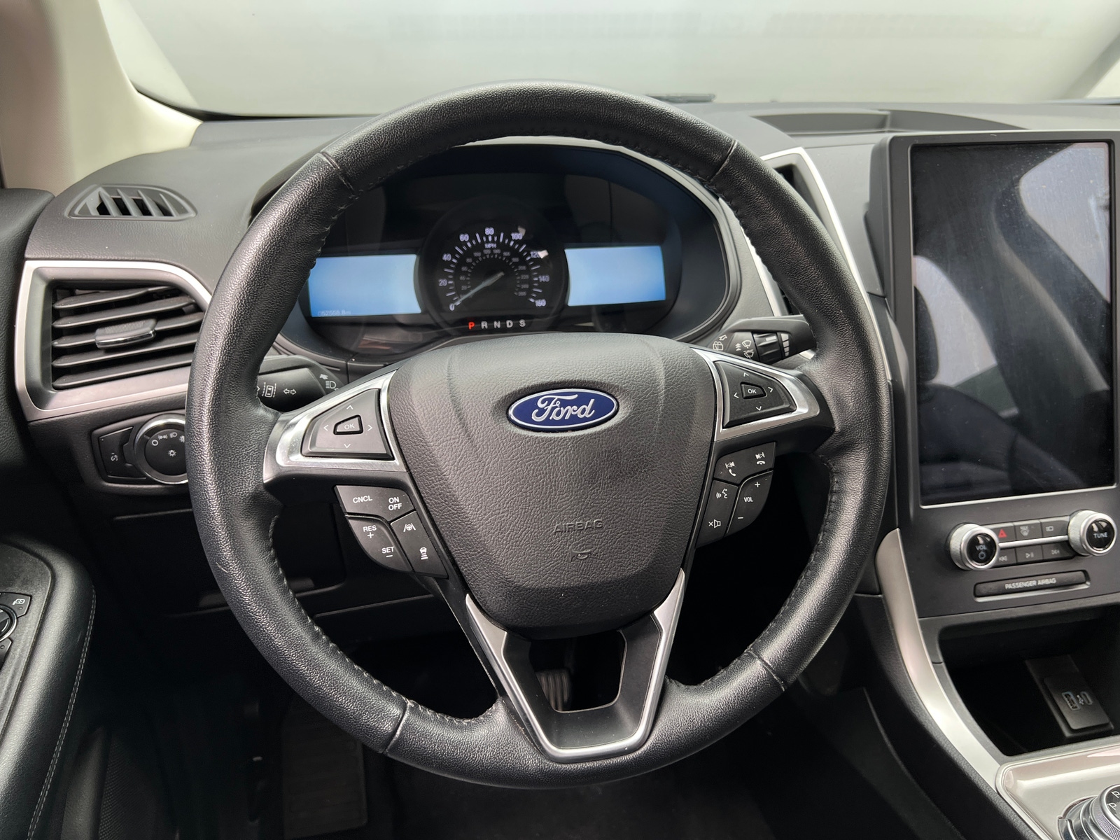 Thumbnail: 2023 Ford Edge - 4