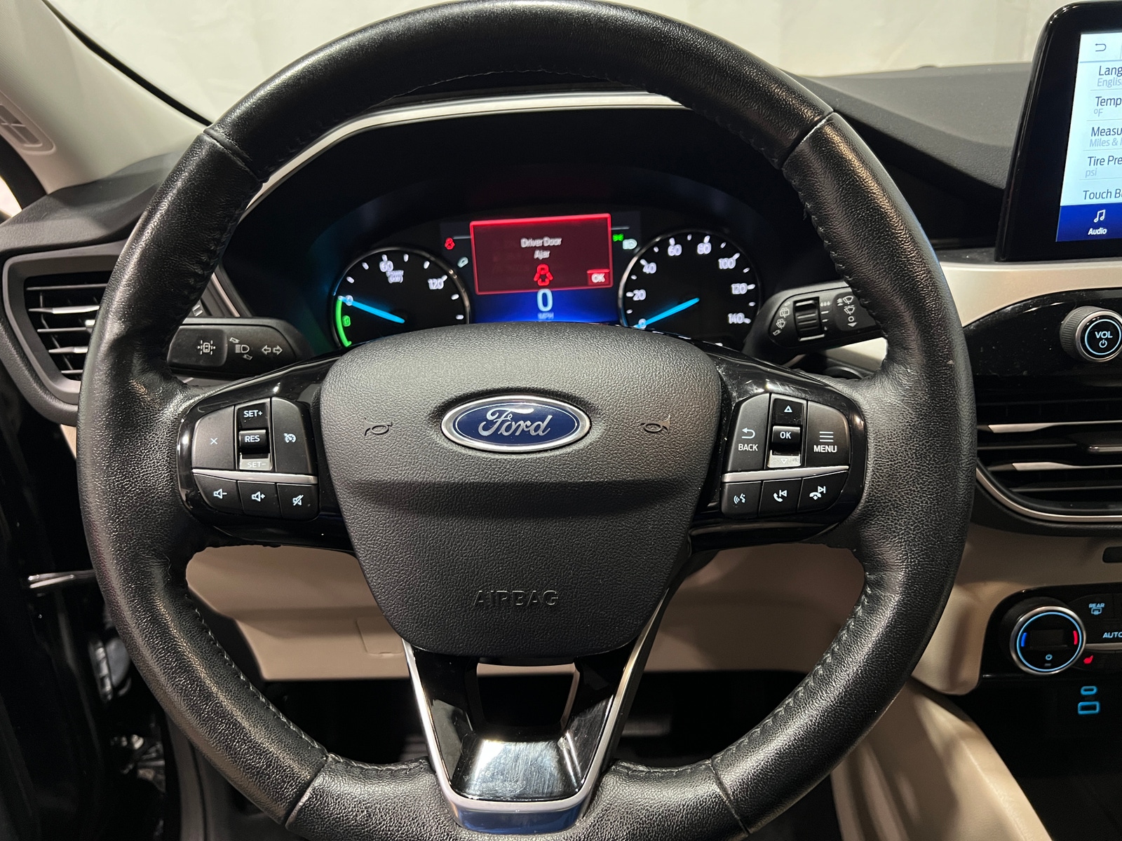 Thumbnail: 2021 Ford Escape - 4