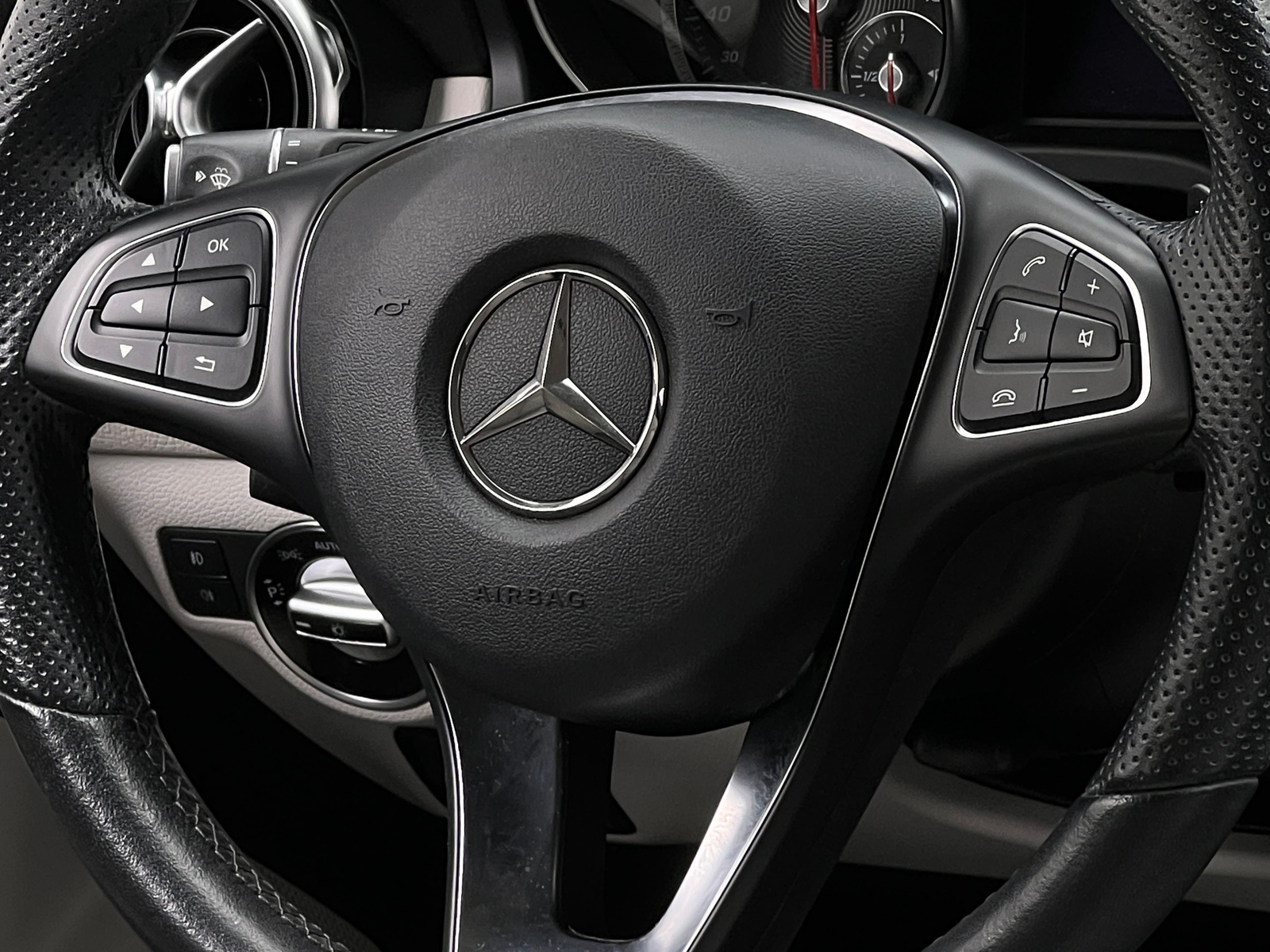 Thumbnail: 2019 Mercedes-Benz GLA - 4