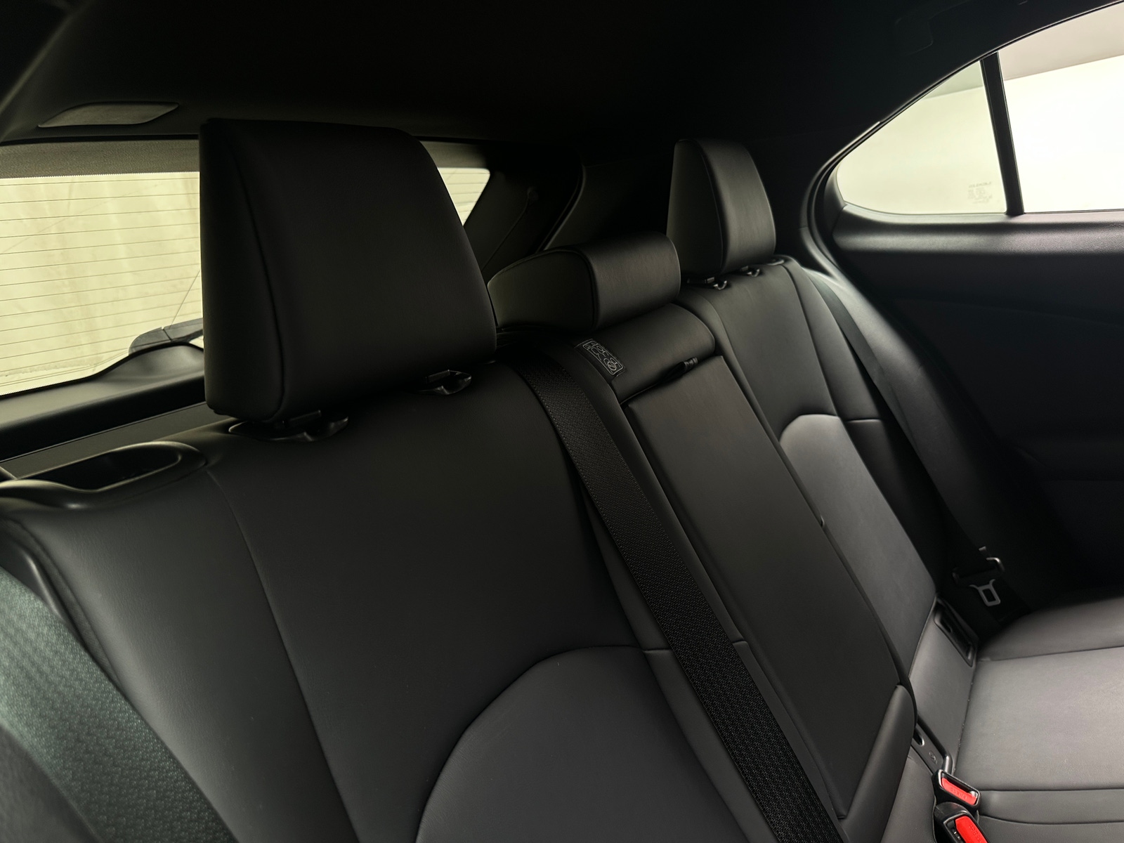 Thumbnail: 2021 Lexus UX - 6