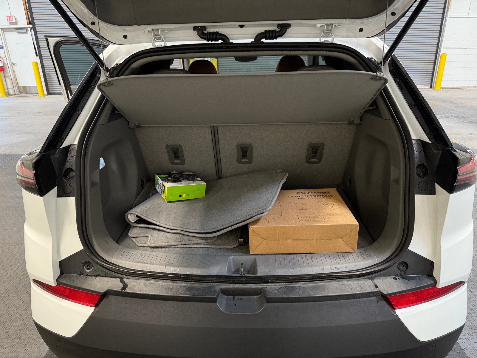 Thumbnail: 2023 Chevrolet Bolt EUV - 6
