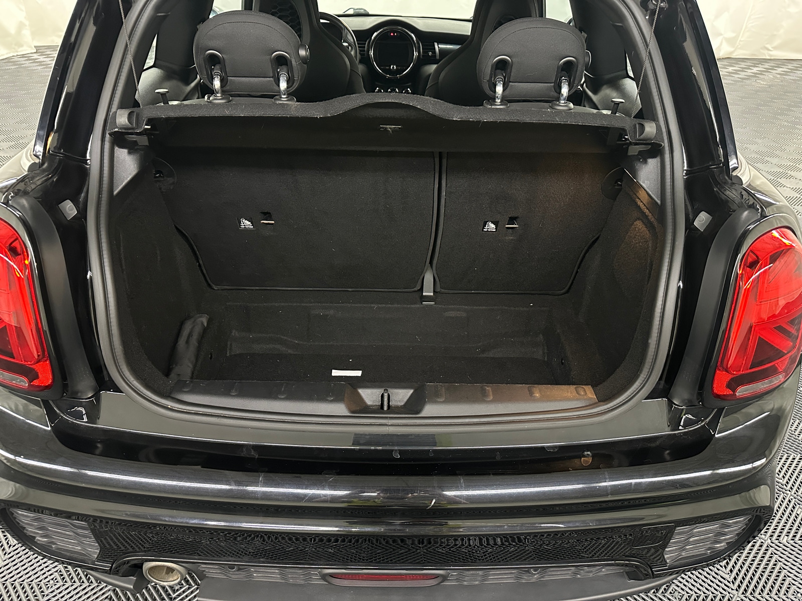 Thumbnail: 2021 MINI Cooper Hardtop - 7