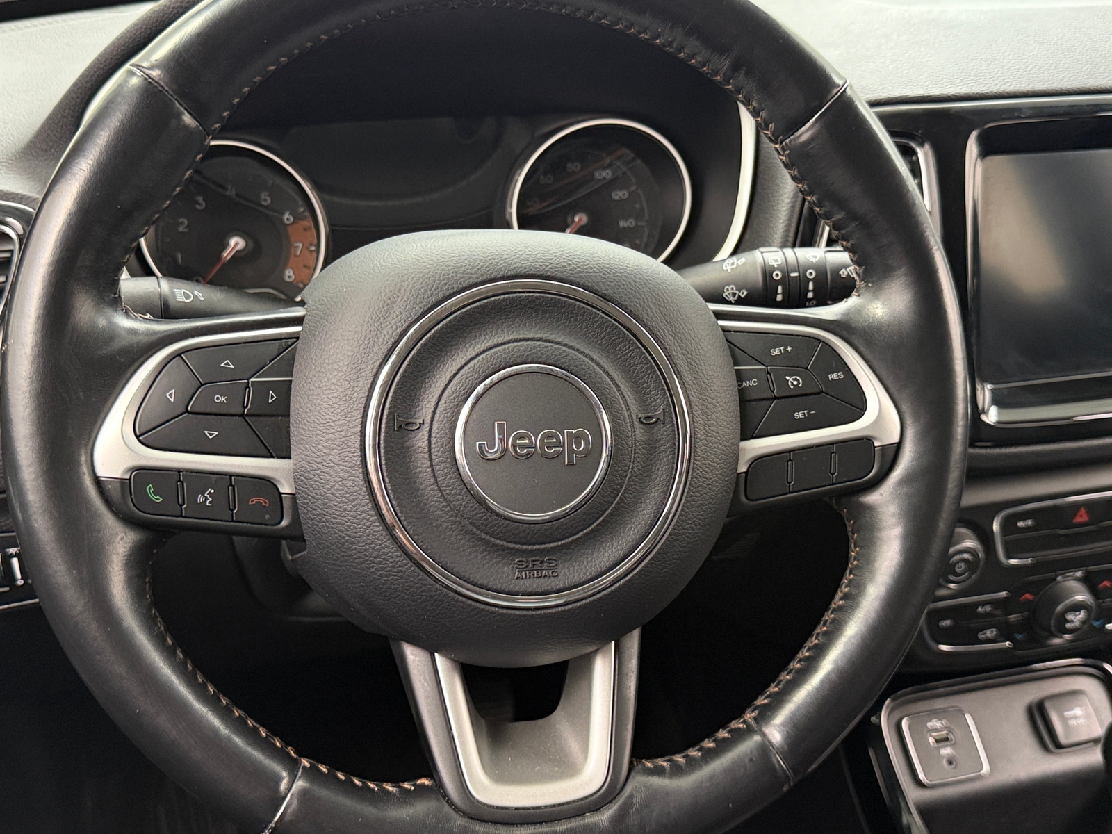 Thumbnail: 2020 Jeep Compass - 4