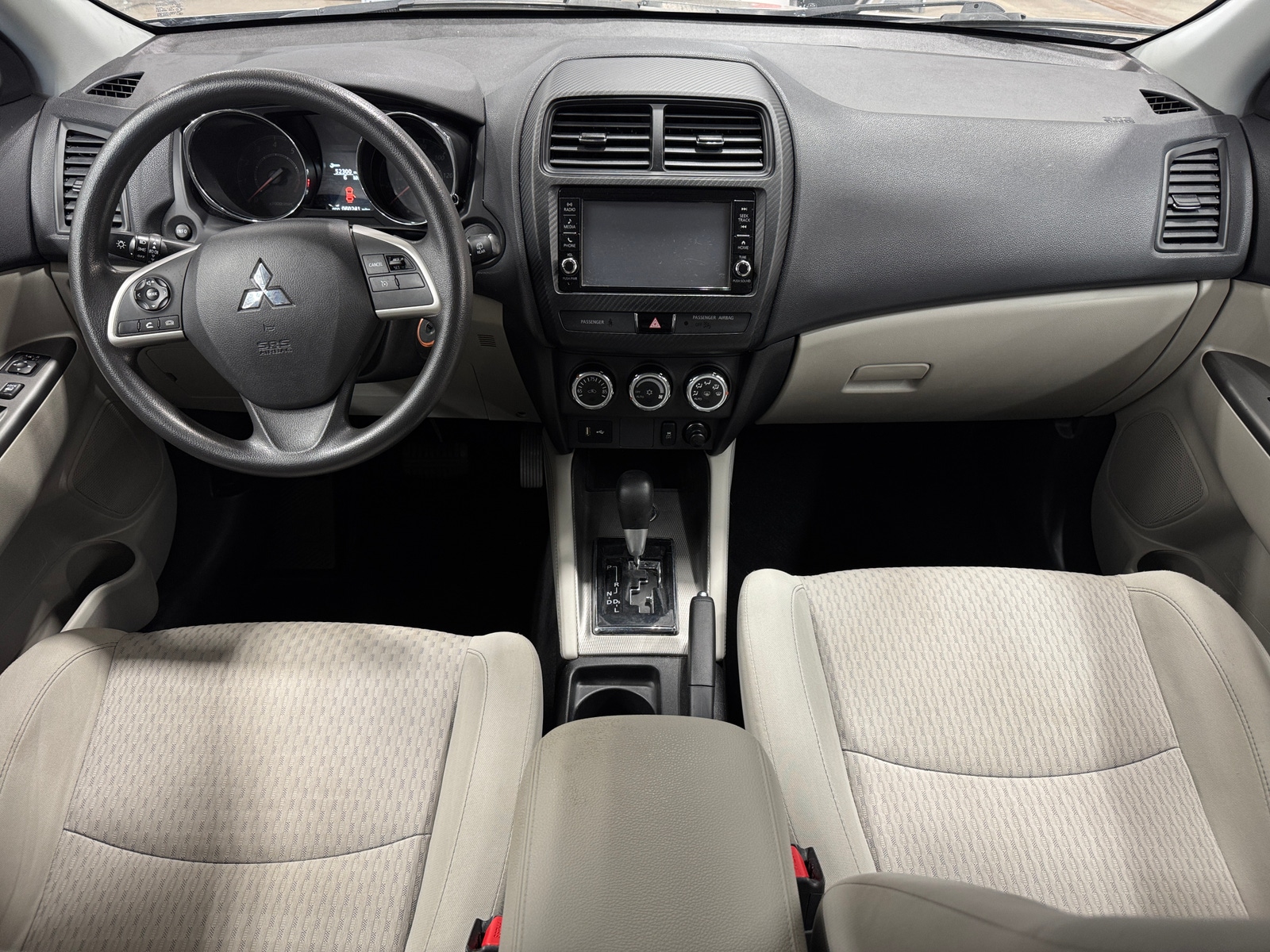 Thumbnail: 2018 Mitsubishi Outlander Sport - 3