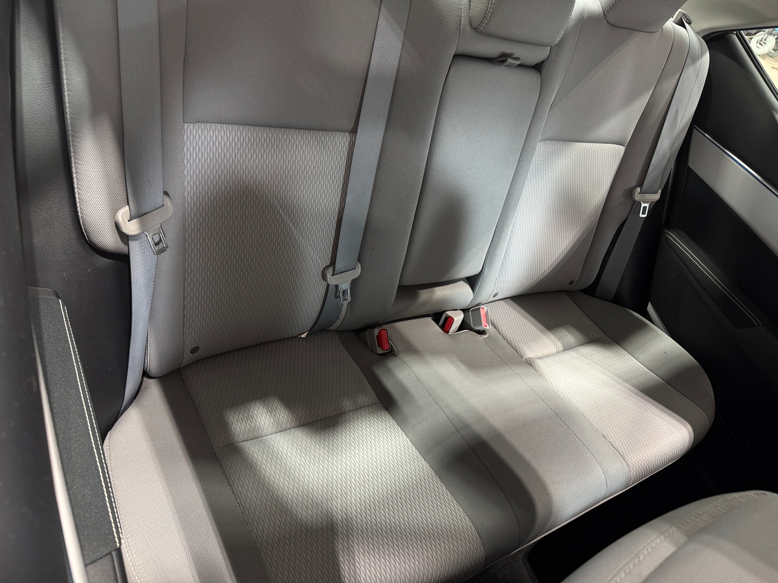 Thumbnail: 2015 Toyota Corolla - 6