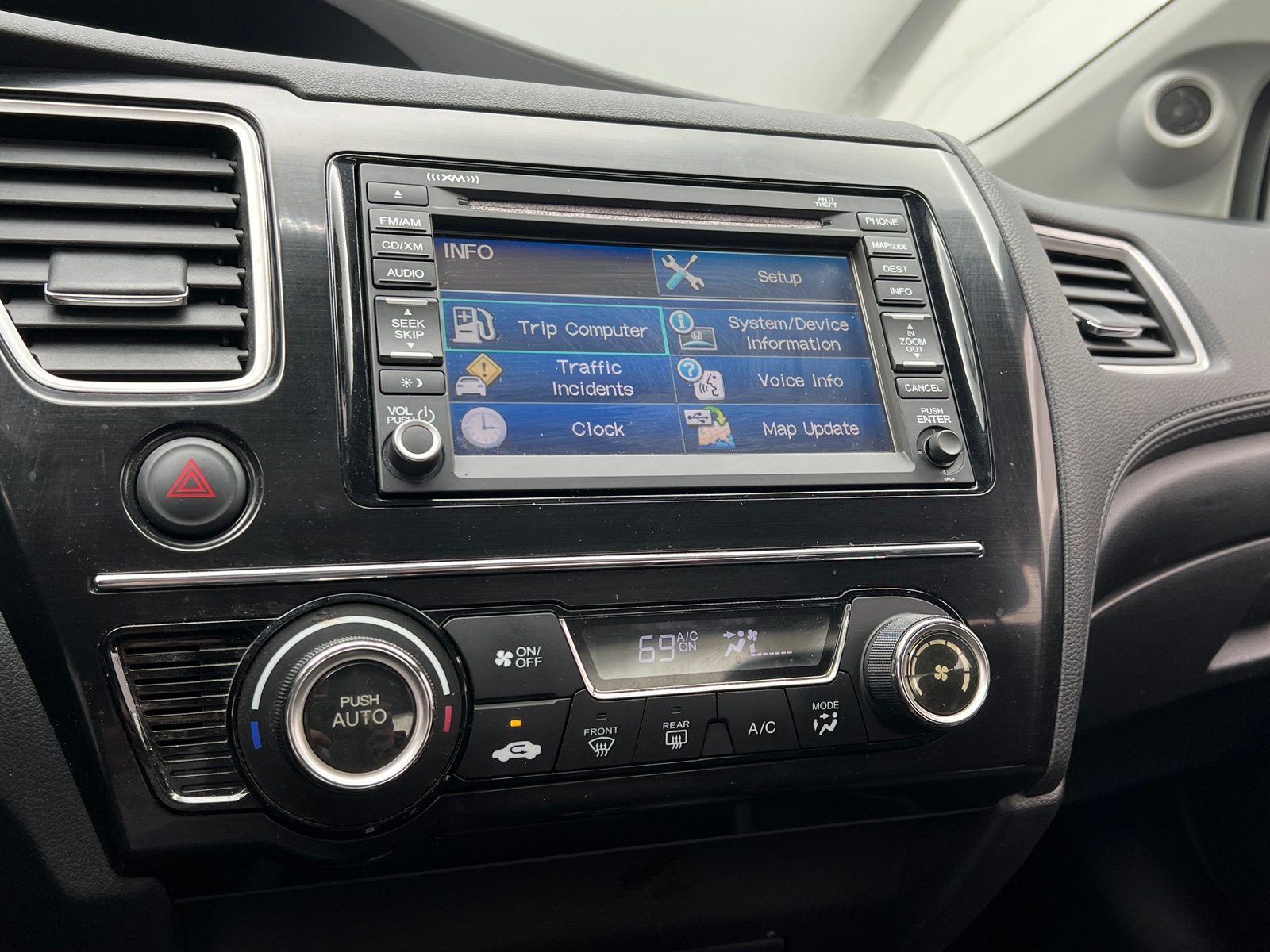 Thumbnail: 2013 Honda Civic - 4