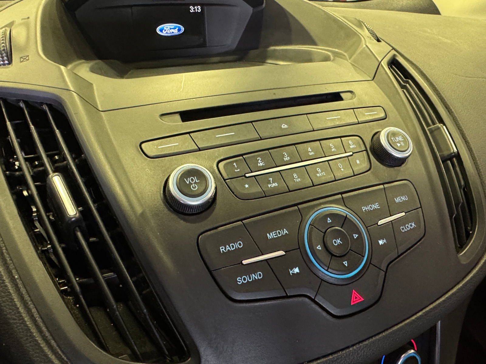 Thumbnail: 2017 Ford Escape - 4