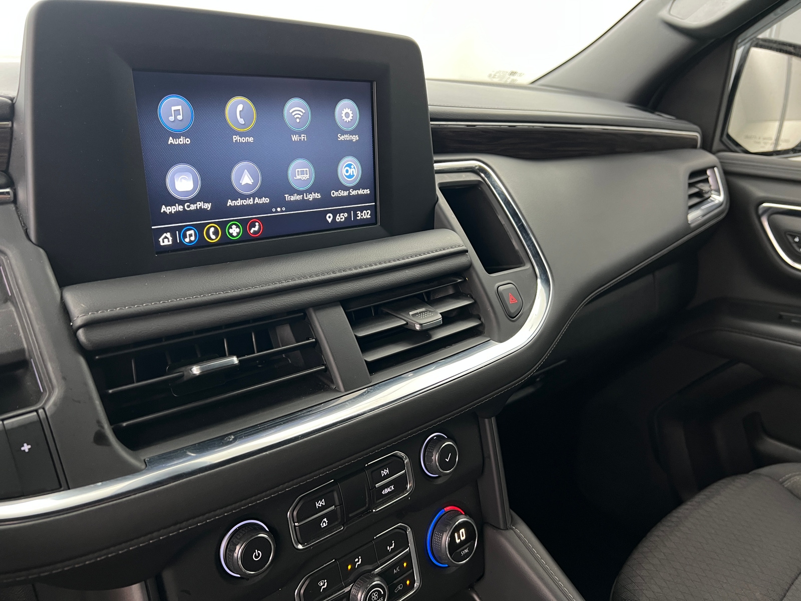 Thumbnail: 2022 Chevrolet Suburban - 4
