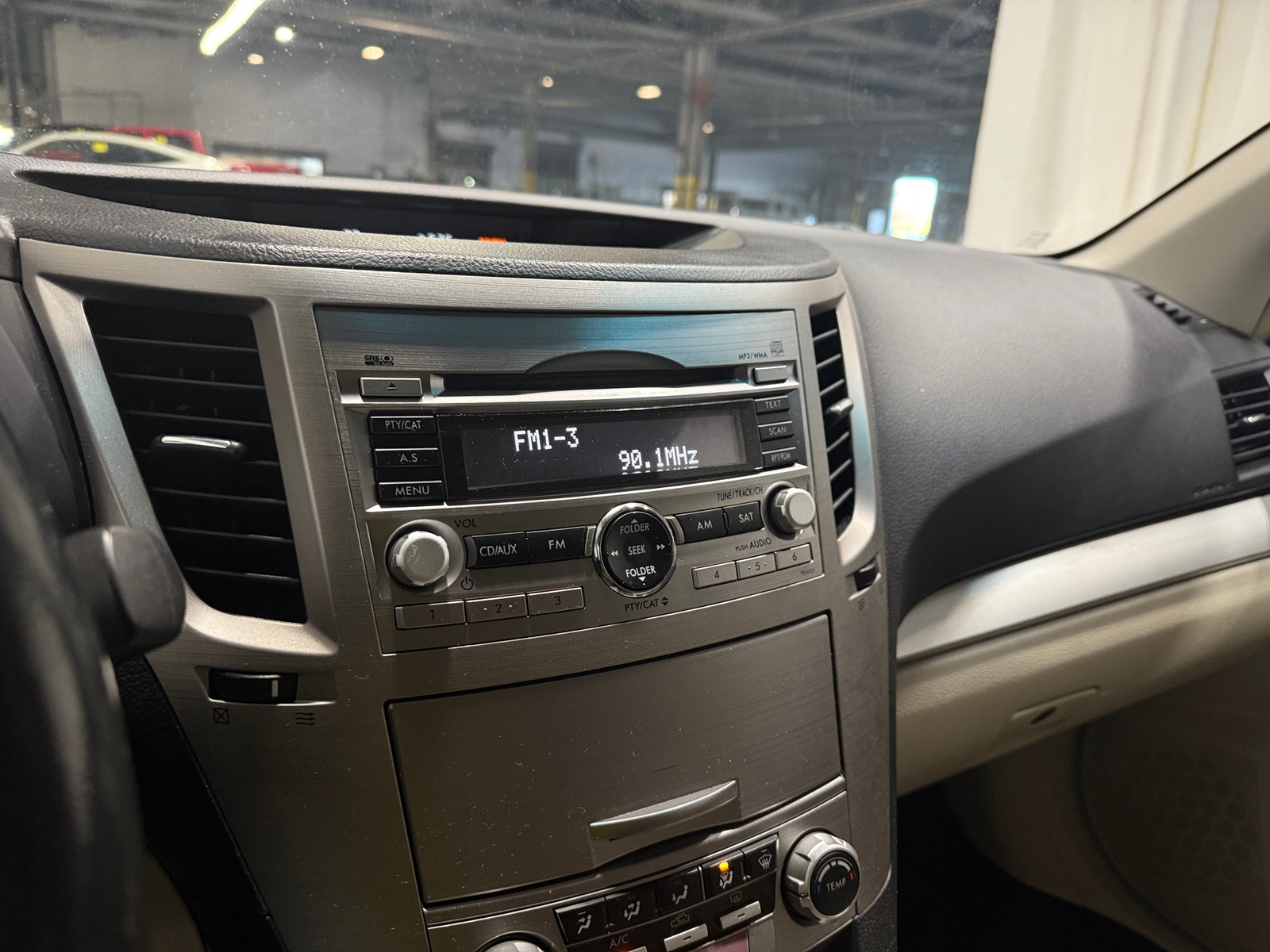 Thumbnail: 2011 Subaru Outback - 4