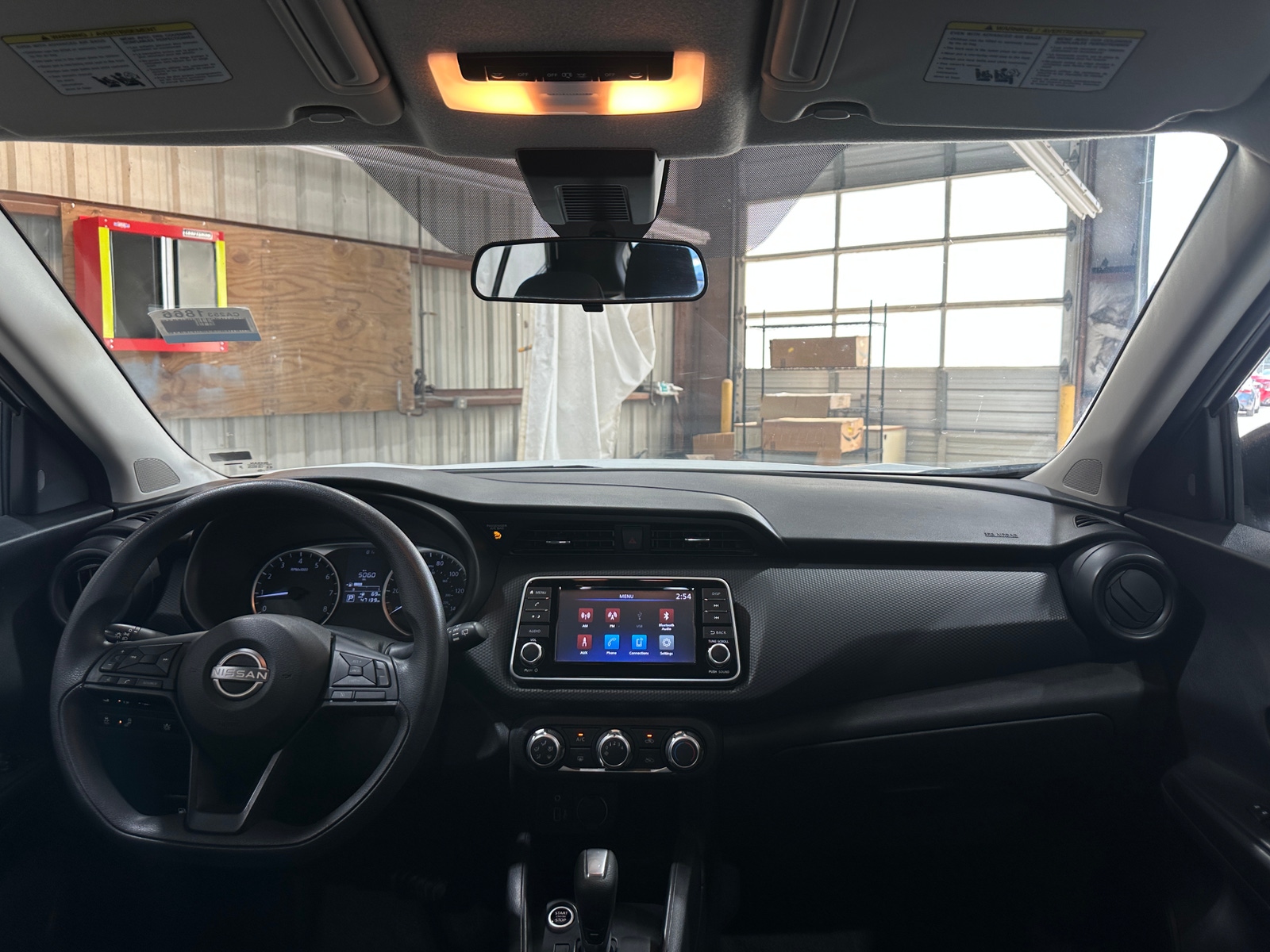 Thumbnail: 2023 Nissan Kicks - 3