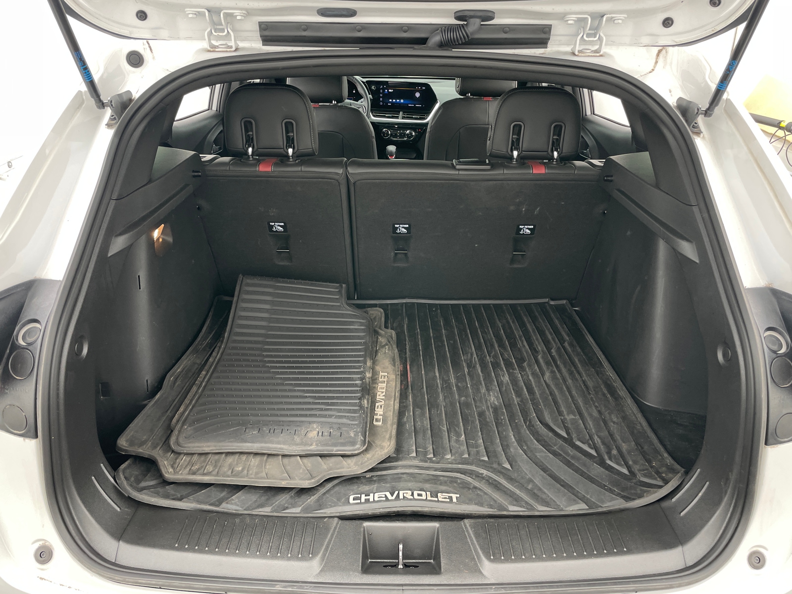 Thumbnail: 2024 Chevrolet Trax - 6