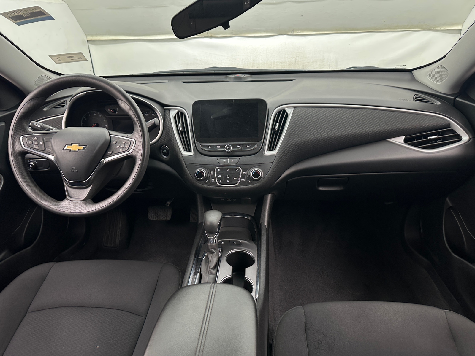 Thumbnail: 2024 Chevrolet Malibu - 3