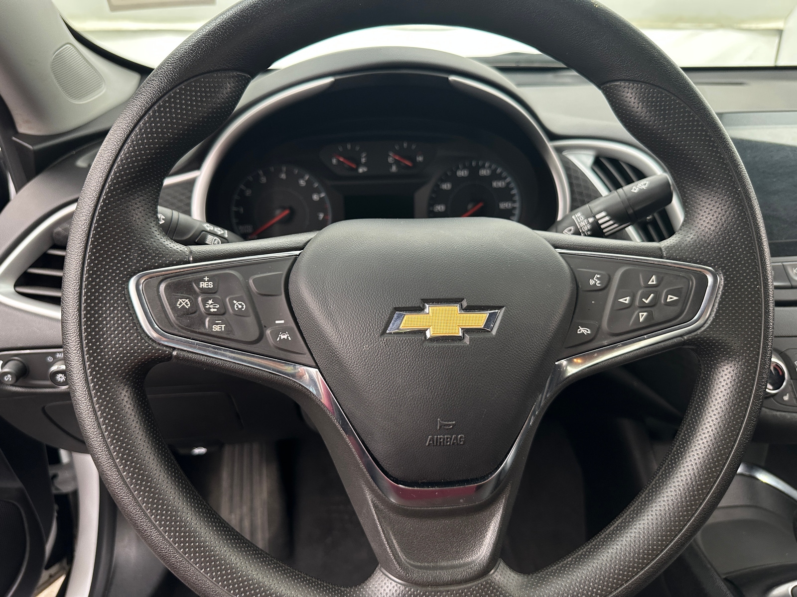 Thumbnail: 2024 Chevrolet Malibu - 5