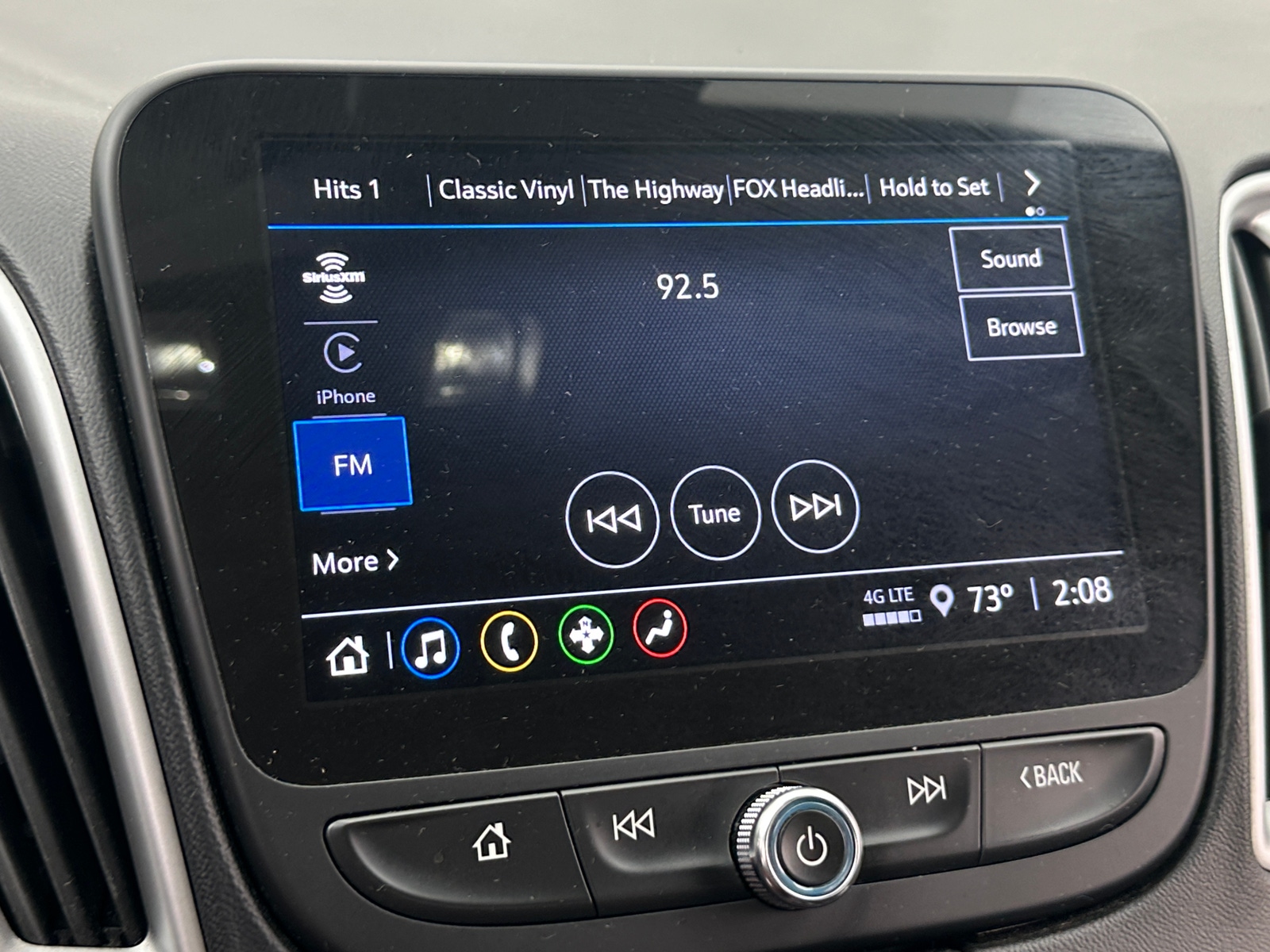 Thumbnail: 2024 Chevrolet Malibu - 4