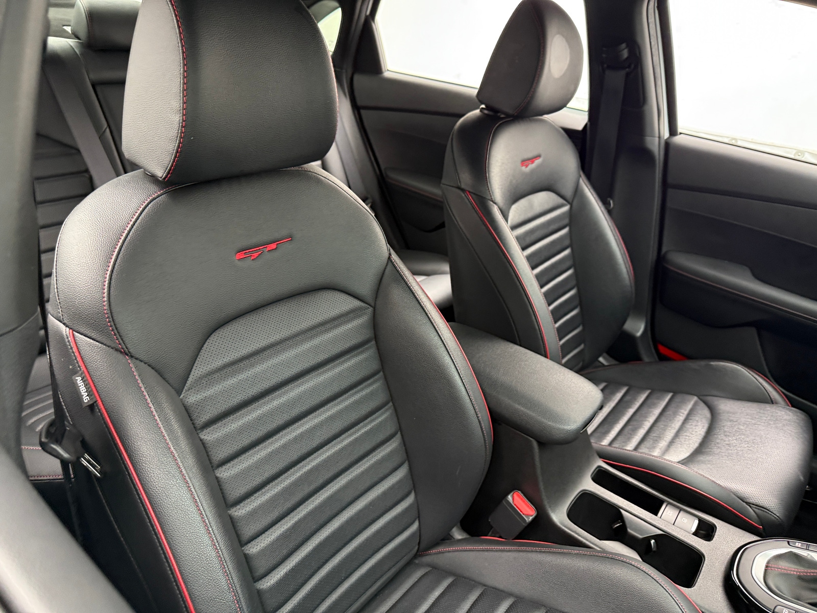 Thumbnail: 2022 Kia Forte - 2