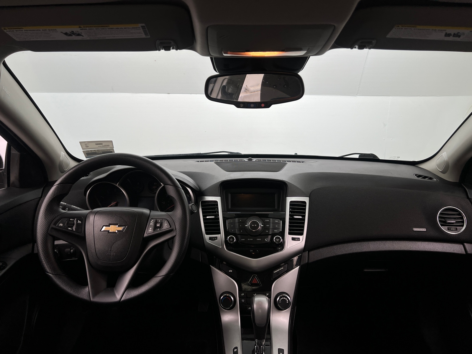 Thumbnail: 2016 Chevrolet Cruze - 3
