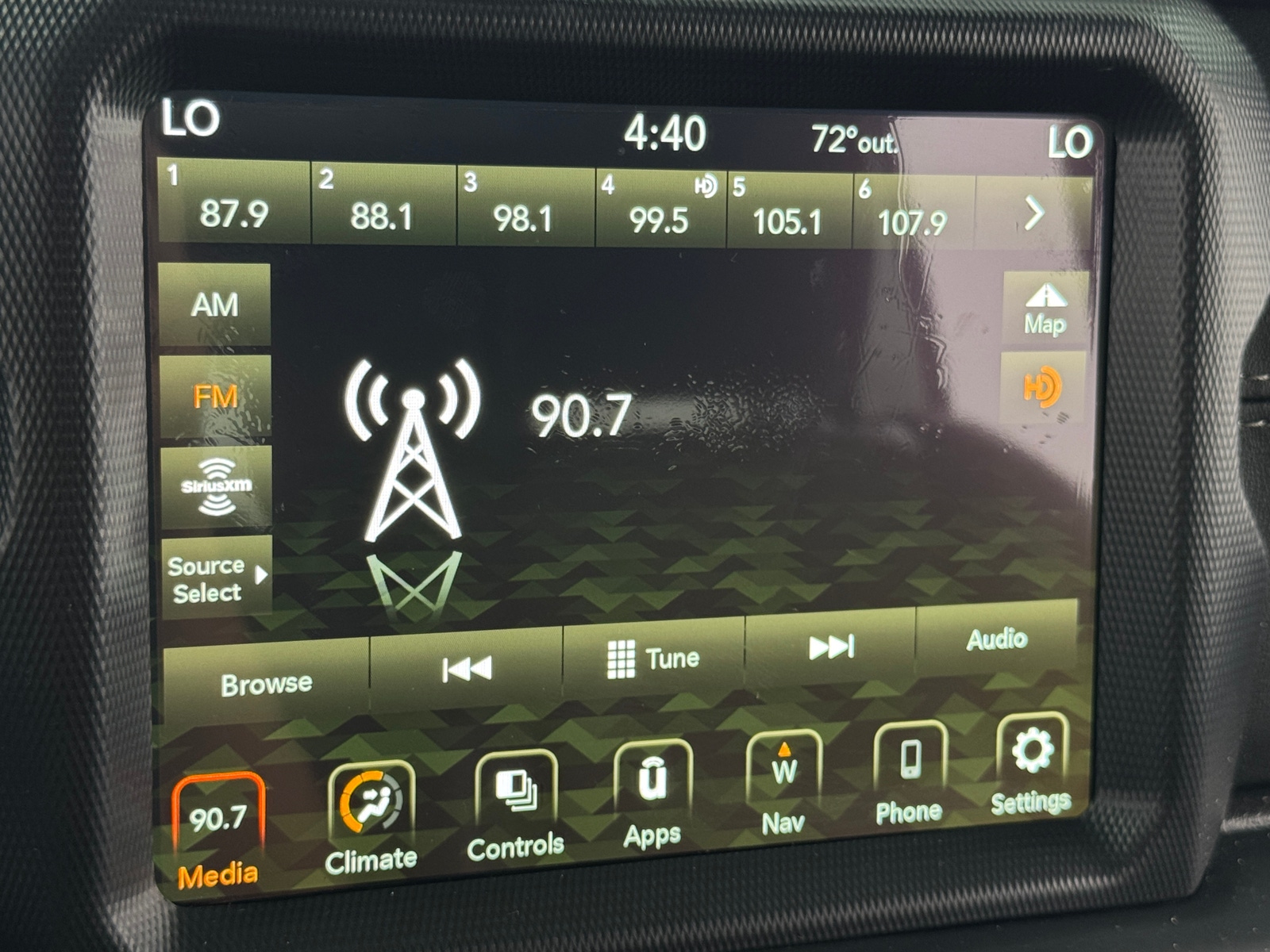 Thumbnail: 2021 Jeep Wrangler - 3