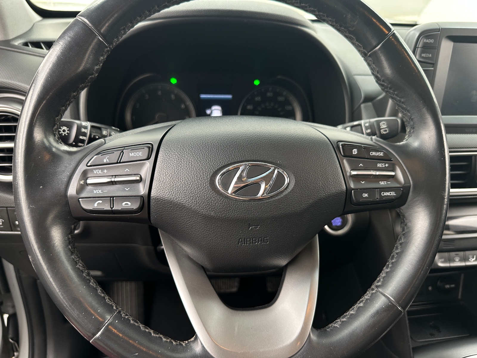 Thumbnail: 2020 Hyundai Kona - 4