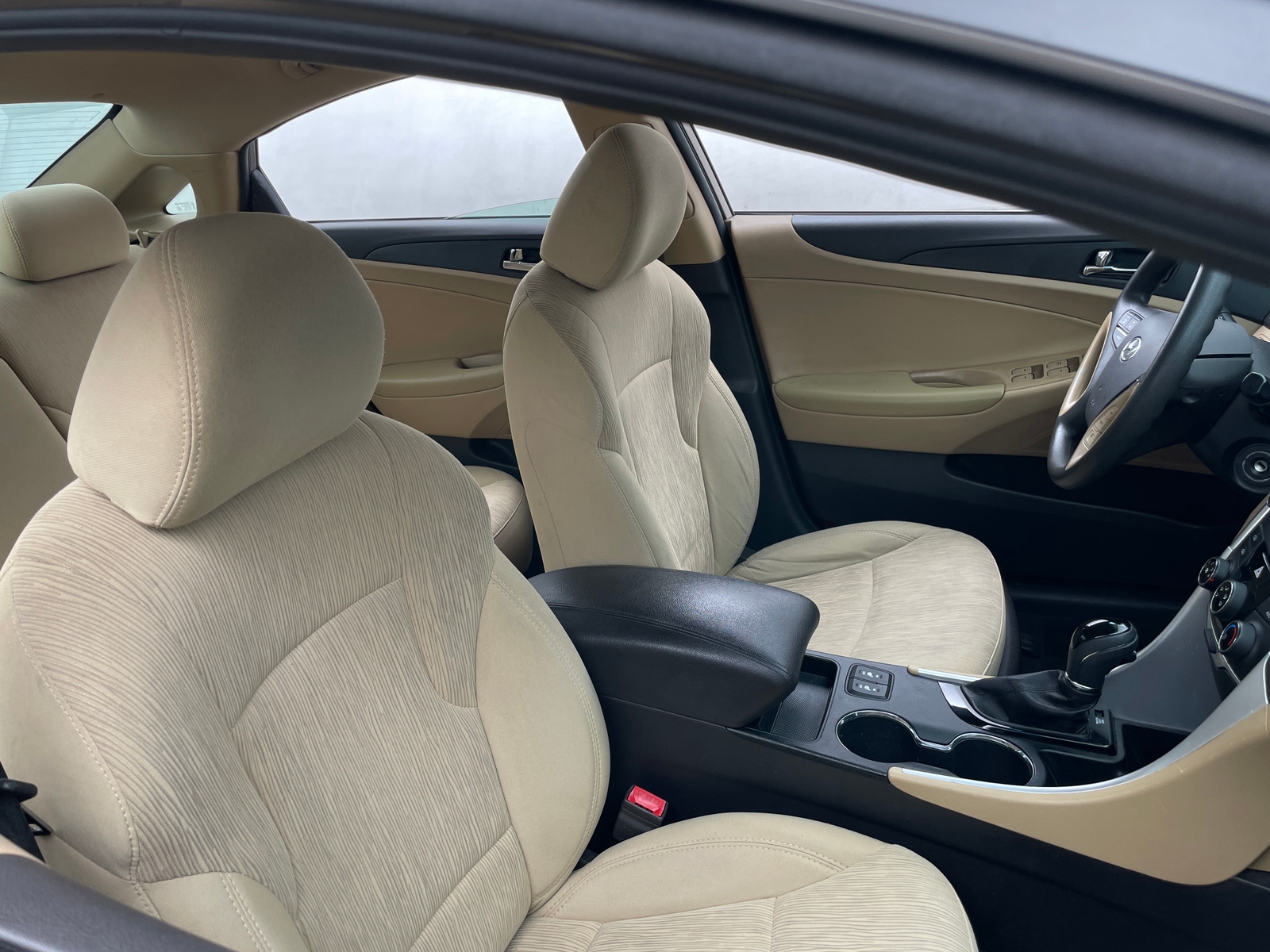 Thumbnail: 2014 Hyundai Sonata - 2