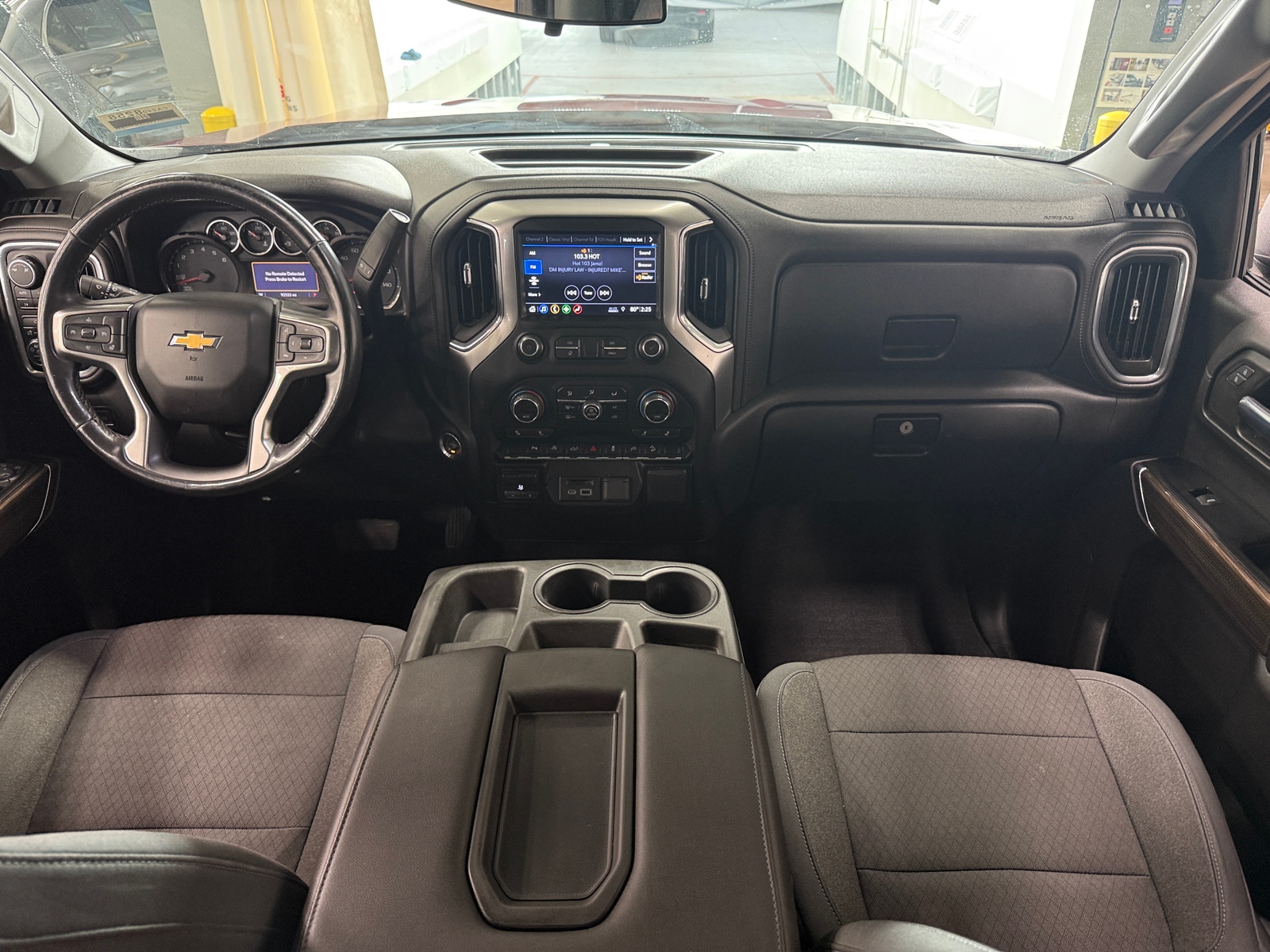 Thumbnail: 2019 Chevrolet Silverado 1500 - 3