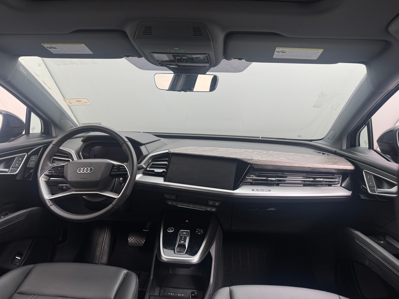 Thumbnail: 2025 Audi Q4 e-tron - 3