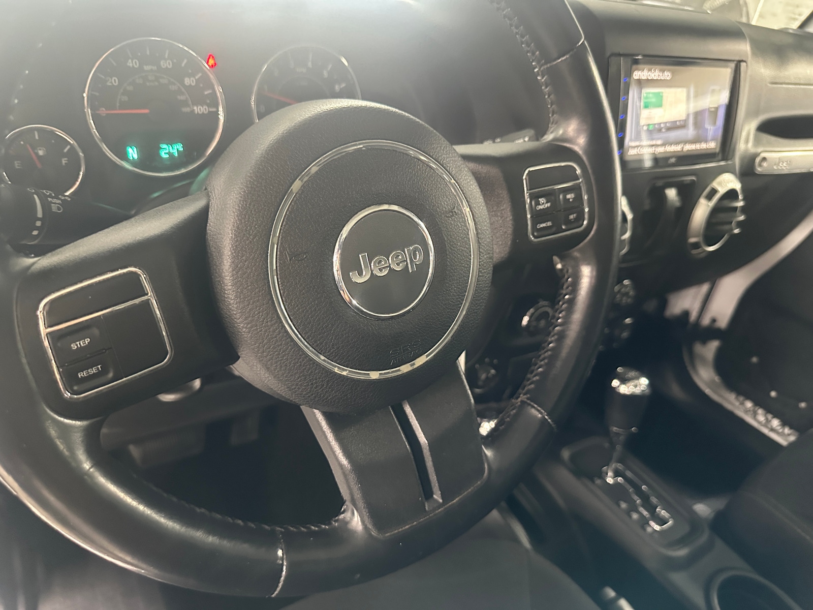 Thumbnail: 2015 Jeep Wrangler - 5