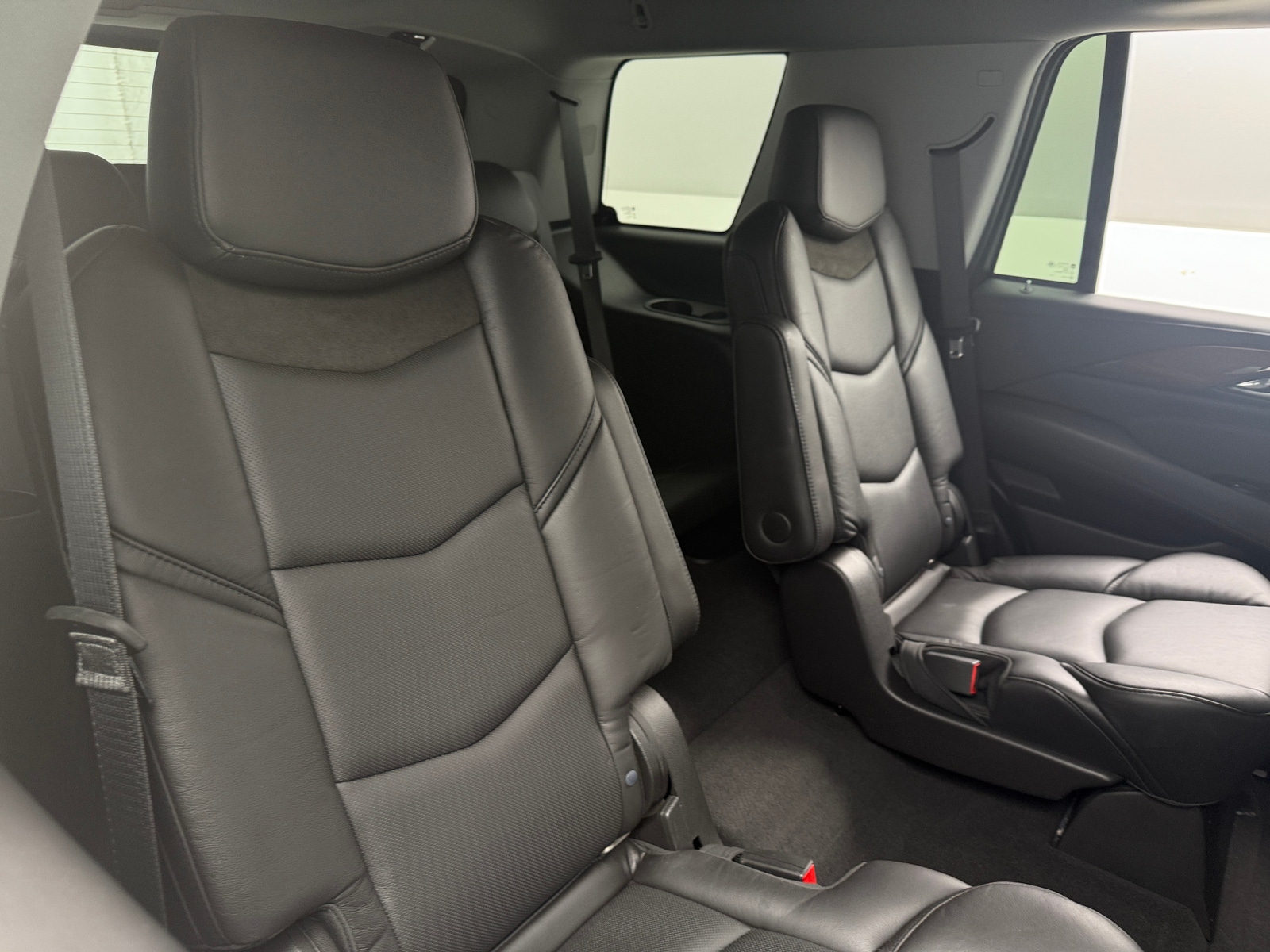 Thumbnail: 2019 Cadillac Escalade - 5