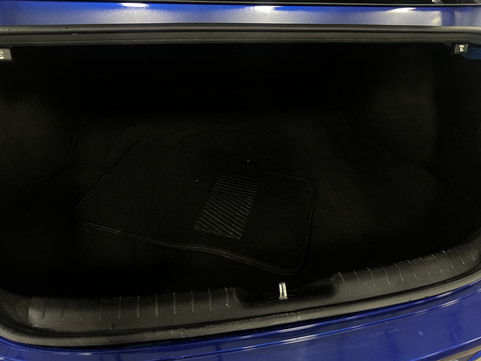 Thumbnail: 2023 Hyundai Elantra - 6