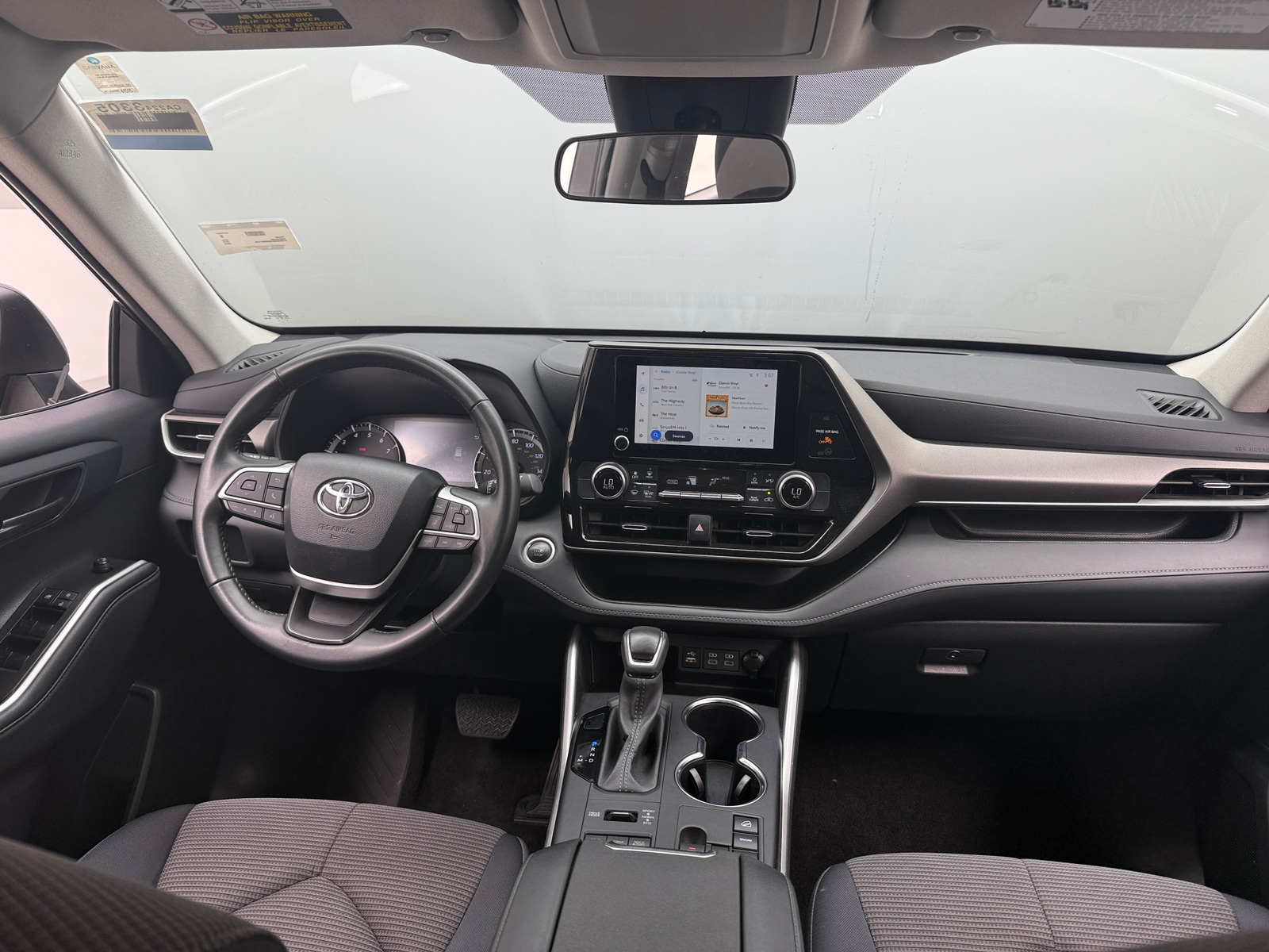 Thumbnail: 2024 Toyota Highlander - 3