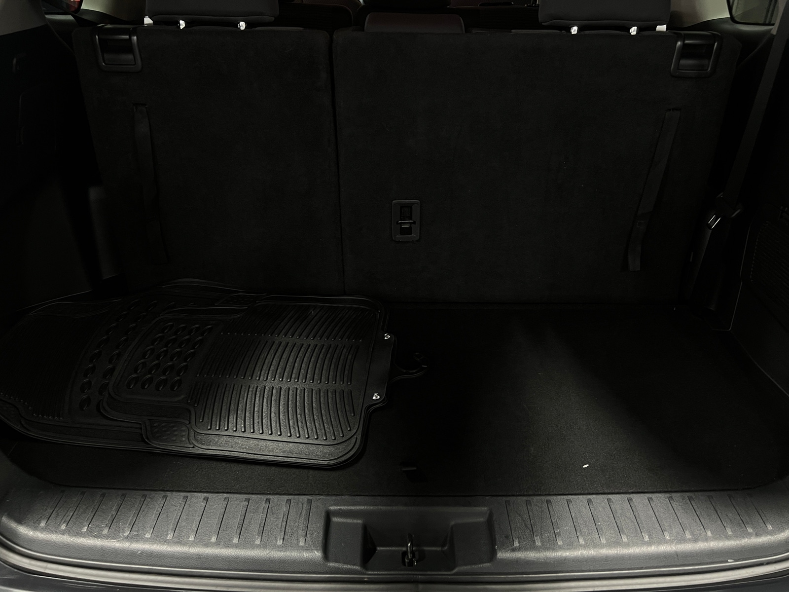 Thumbnail: 2024 Toyota Highlander - 7