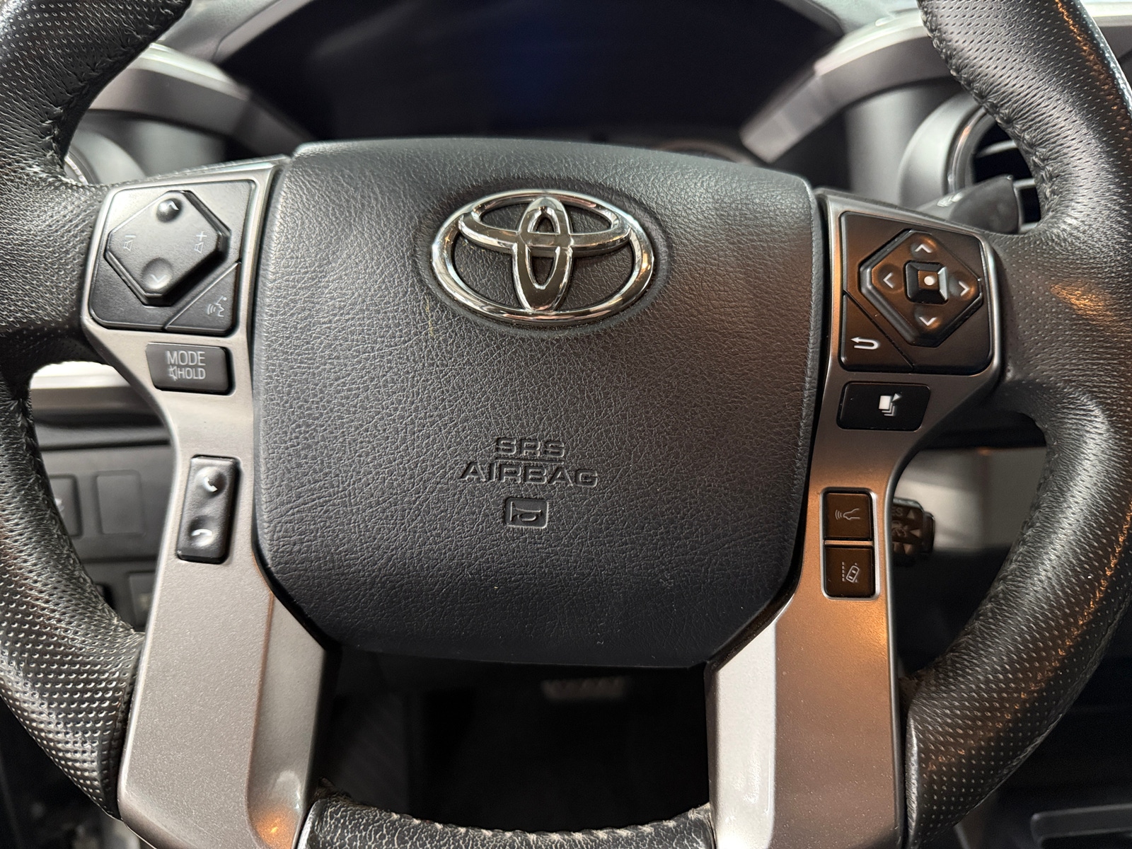 Thumbnail: 2020 Toyota Tacoma - 5