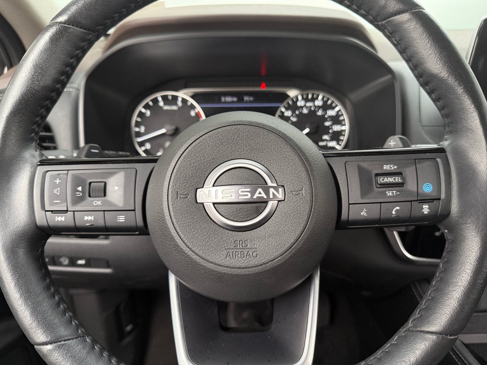 Thumbnail: 2023 Nissan Rogue - 4
