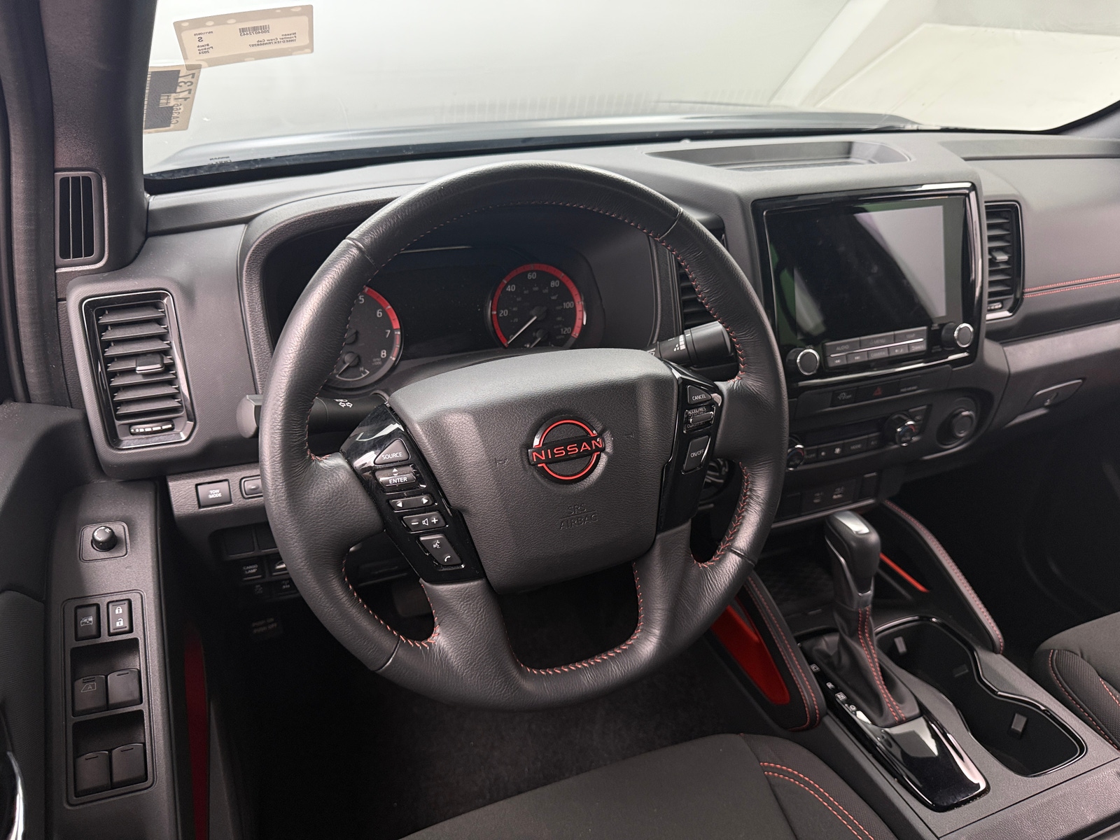 Thumbnail: 2024 Nissan Frontier - 5