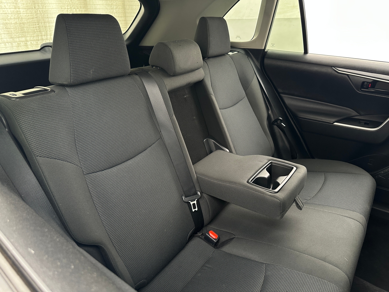 Thumbnail: 2022 Toyota RAV4 - 6