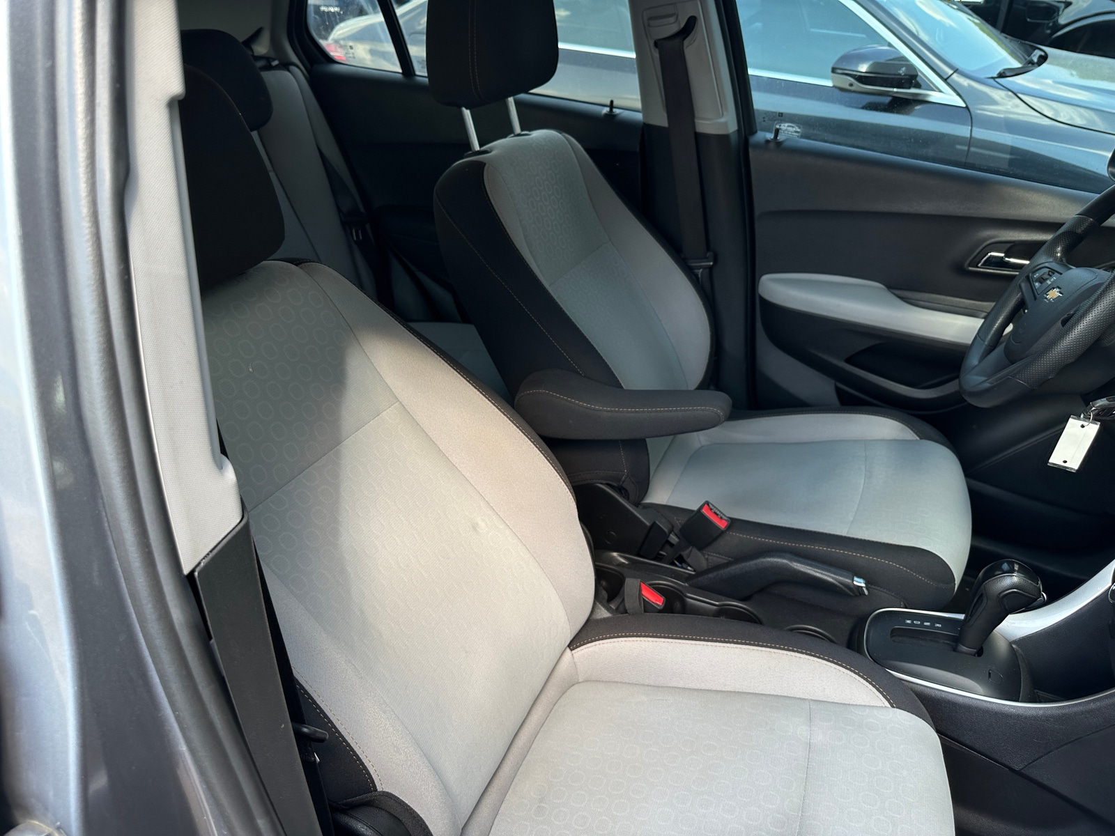 Thumbnail: 2020 Chevrolet Trax - 2