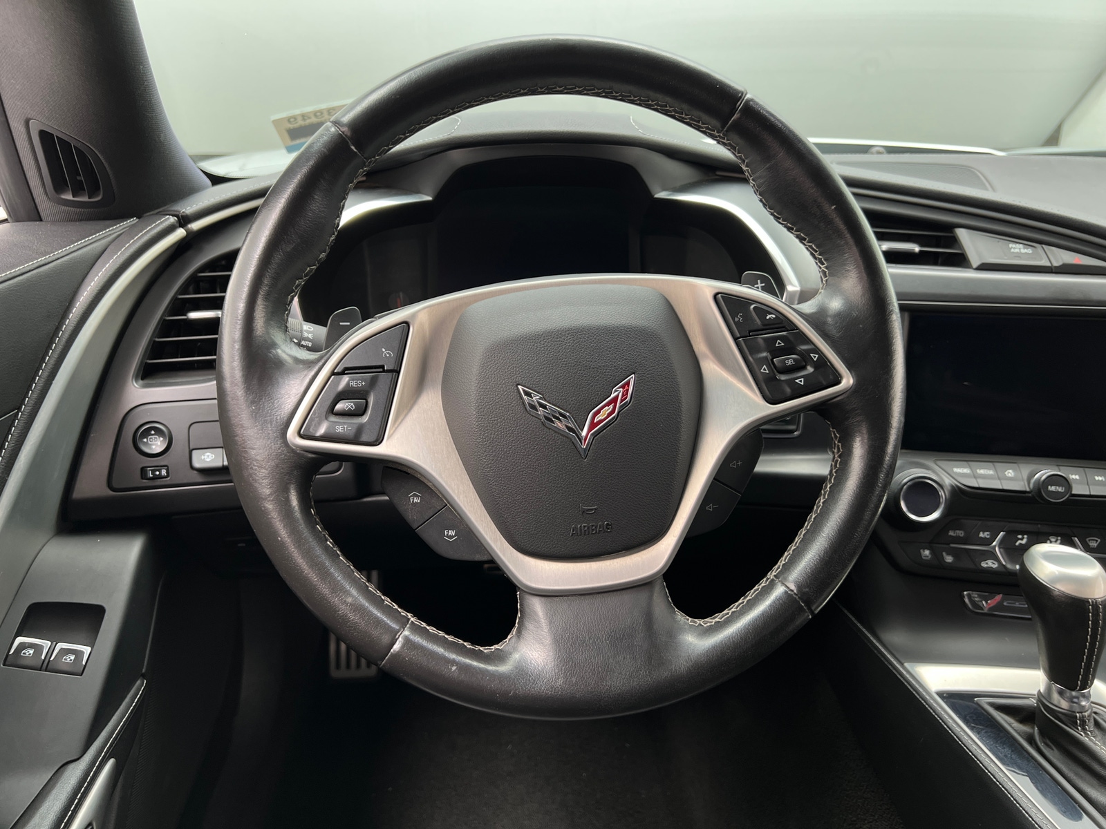 Thumbnail: 2014 Chevrolet Corvette - 3
