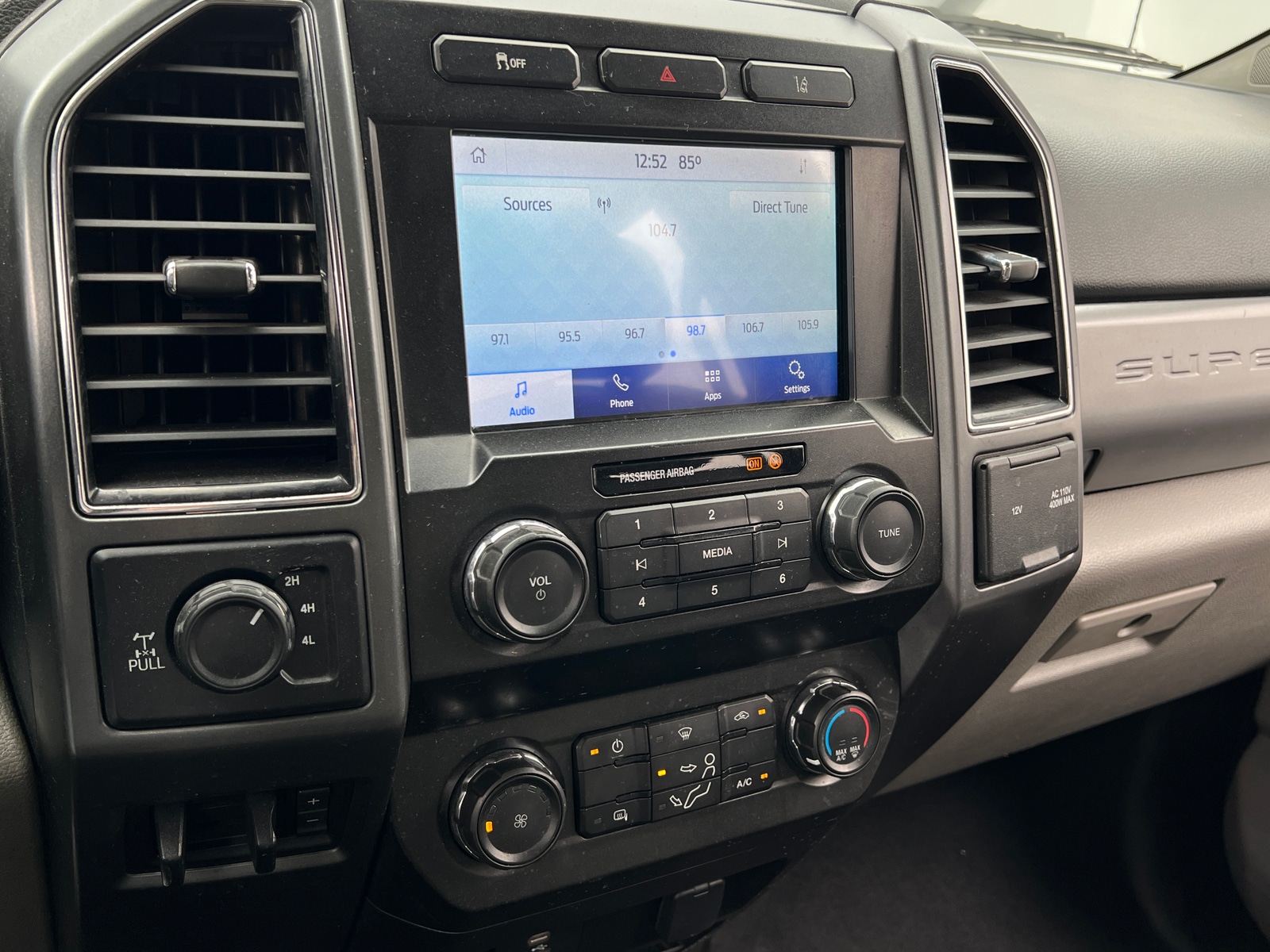 Thumbnail: 2020 Ford Econoline - 4