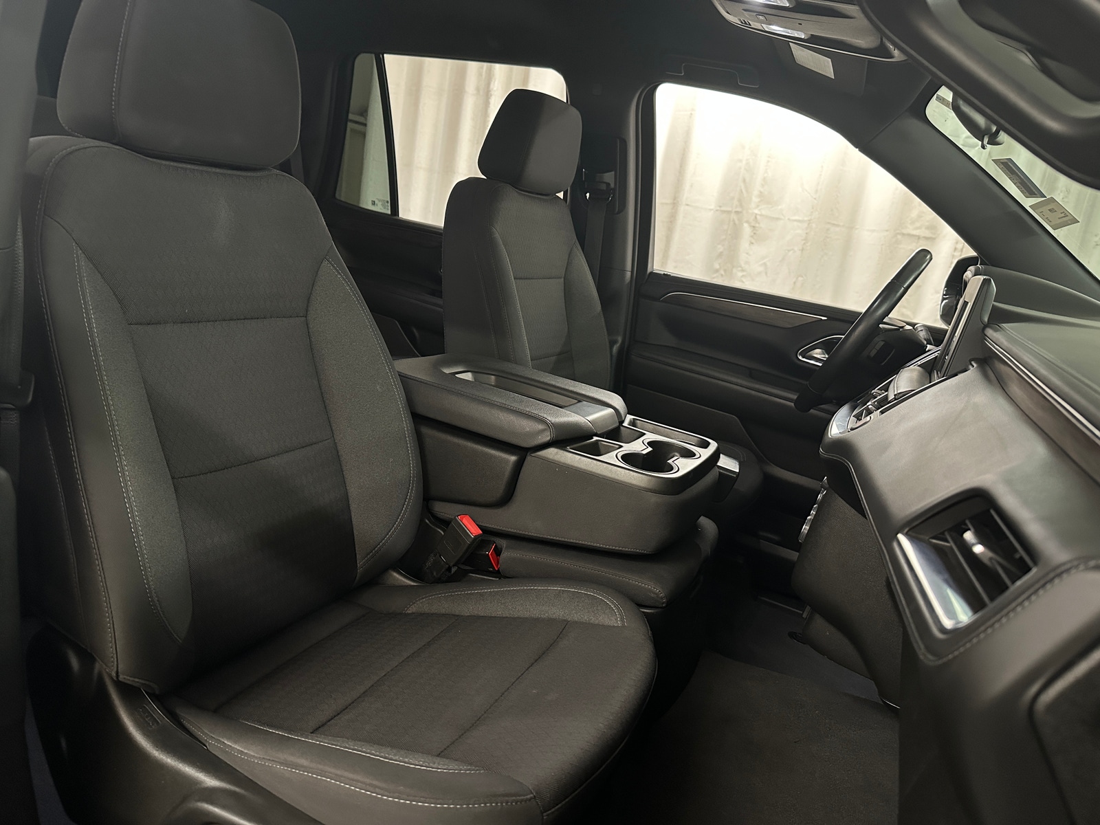 Thumbnail: 2022 Chevrolet Tahoe - 2