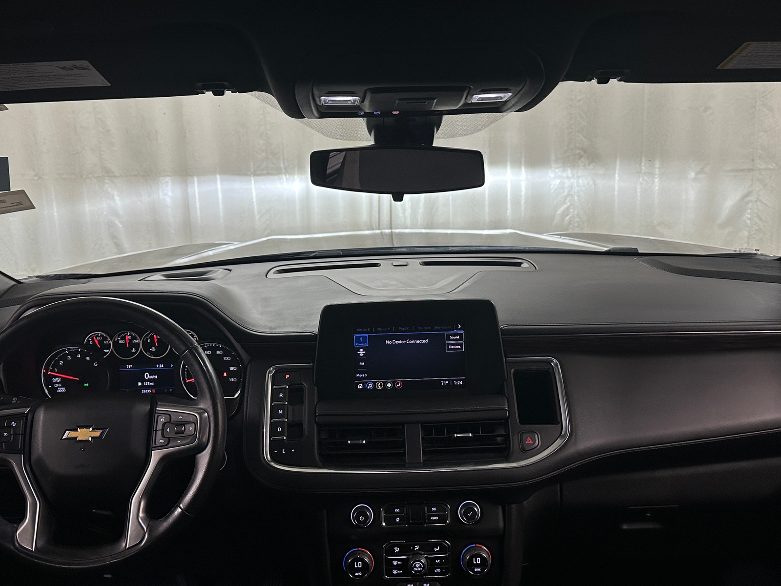 Thumbnail: 2022 Chevrolet Tahoe - 3