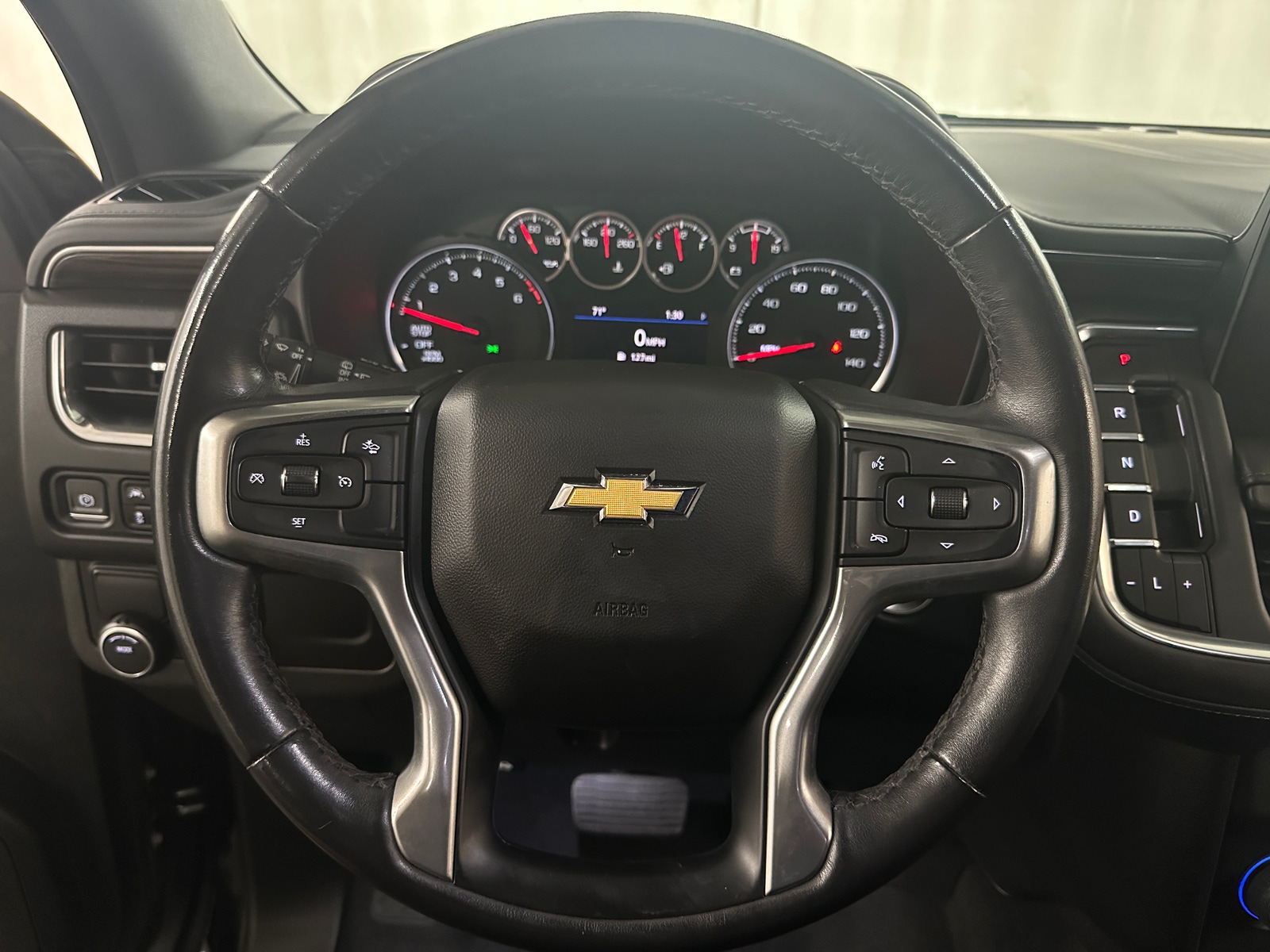 Thumbnail: 2022 Chevrolet Tahoe - 5